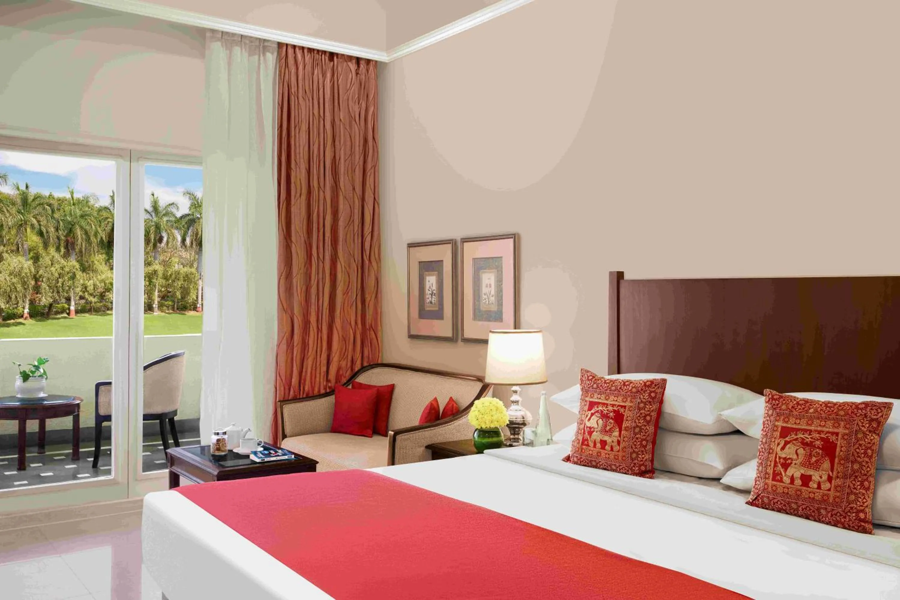 Bed in Gateway Aurangabad - Chhatrapati Sambhaji Nagar