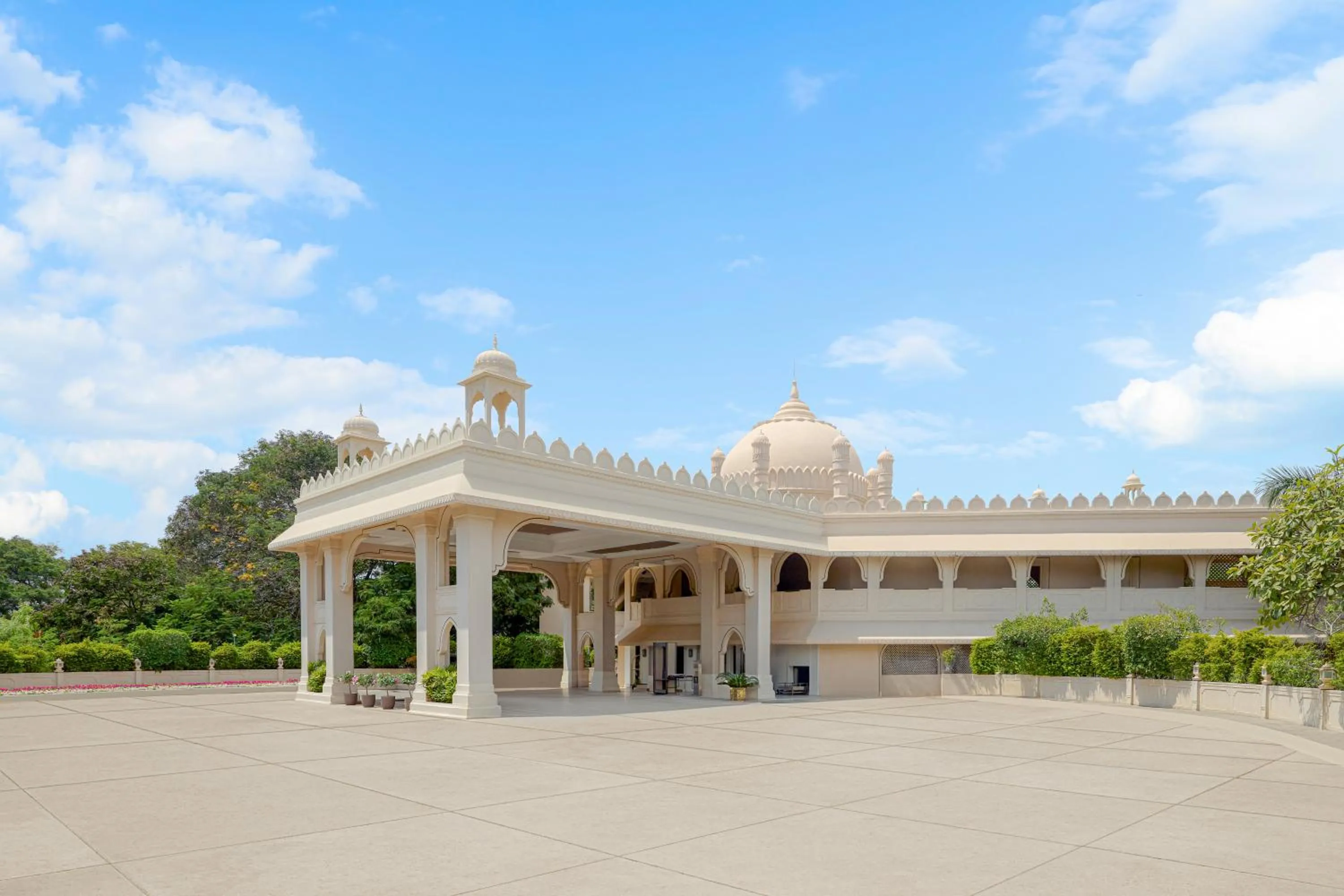 Property building in Gateway Aurangabad - Chhatrapati Sambhaji Nagar