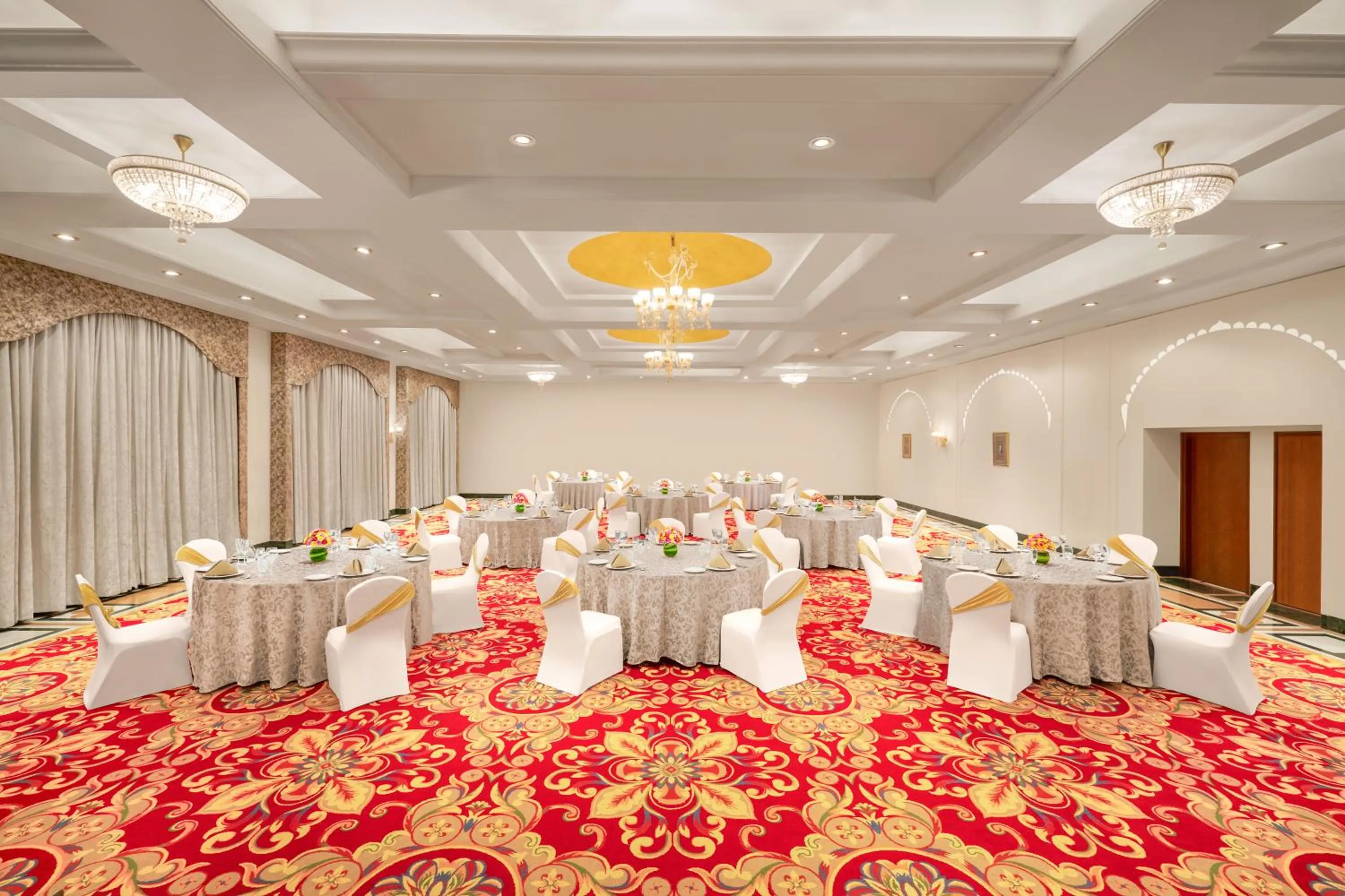 Banquet/Function facilities in Gateway Aurangabad - Chhatrapati Sambhaji Nagar