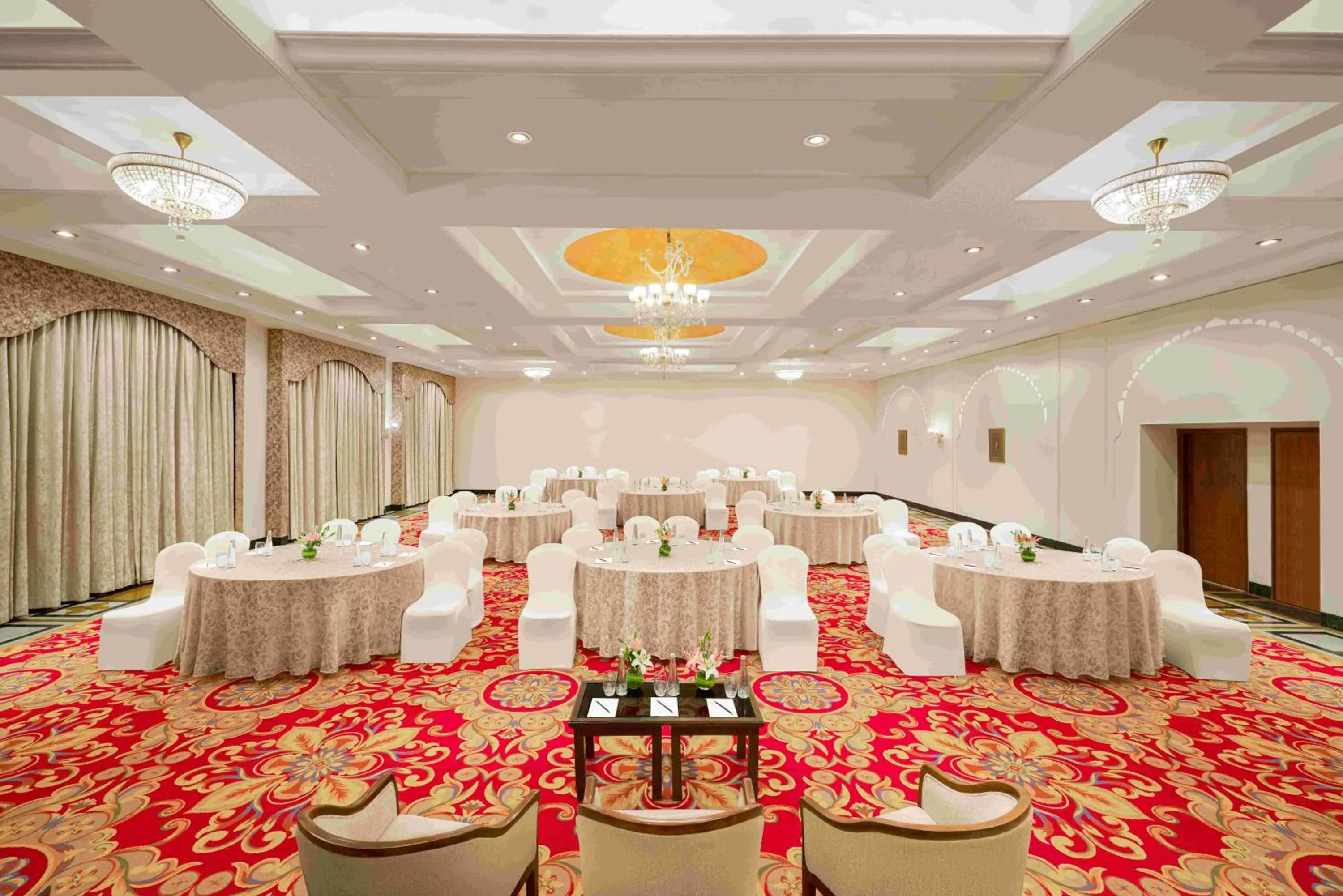 Banquet/Function facilities in Gateway Aurangabad - Chhatrapati Sambhaji Nagar