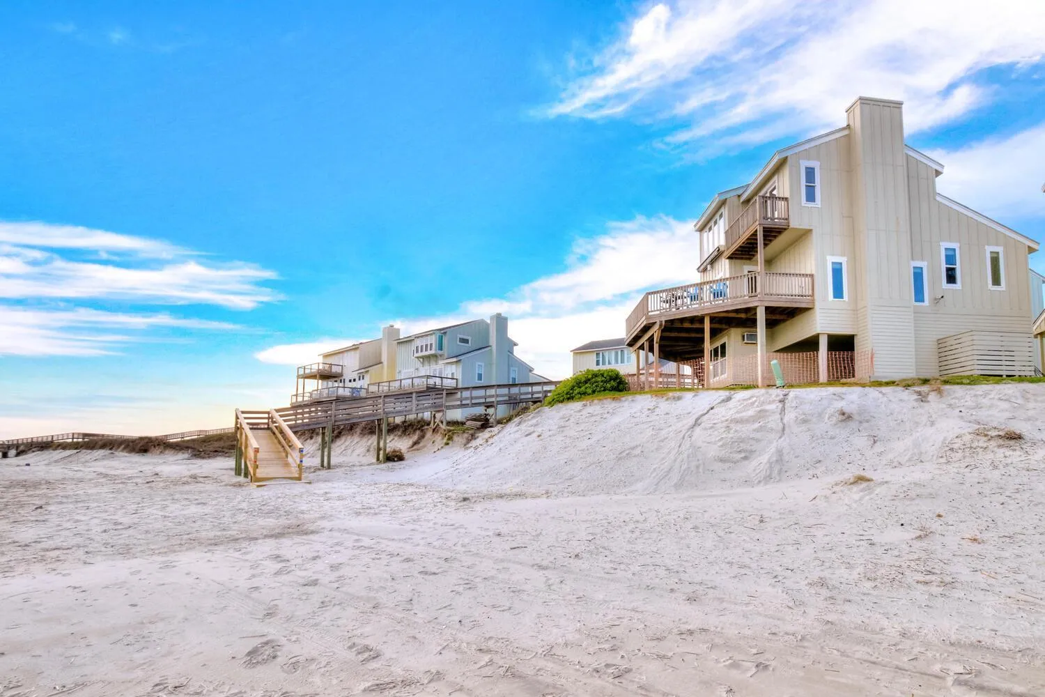 Other in Titas Sandcastle LC17 Pet Friendly