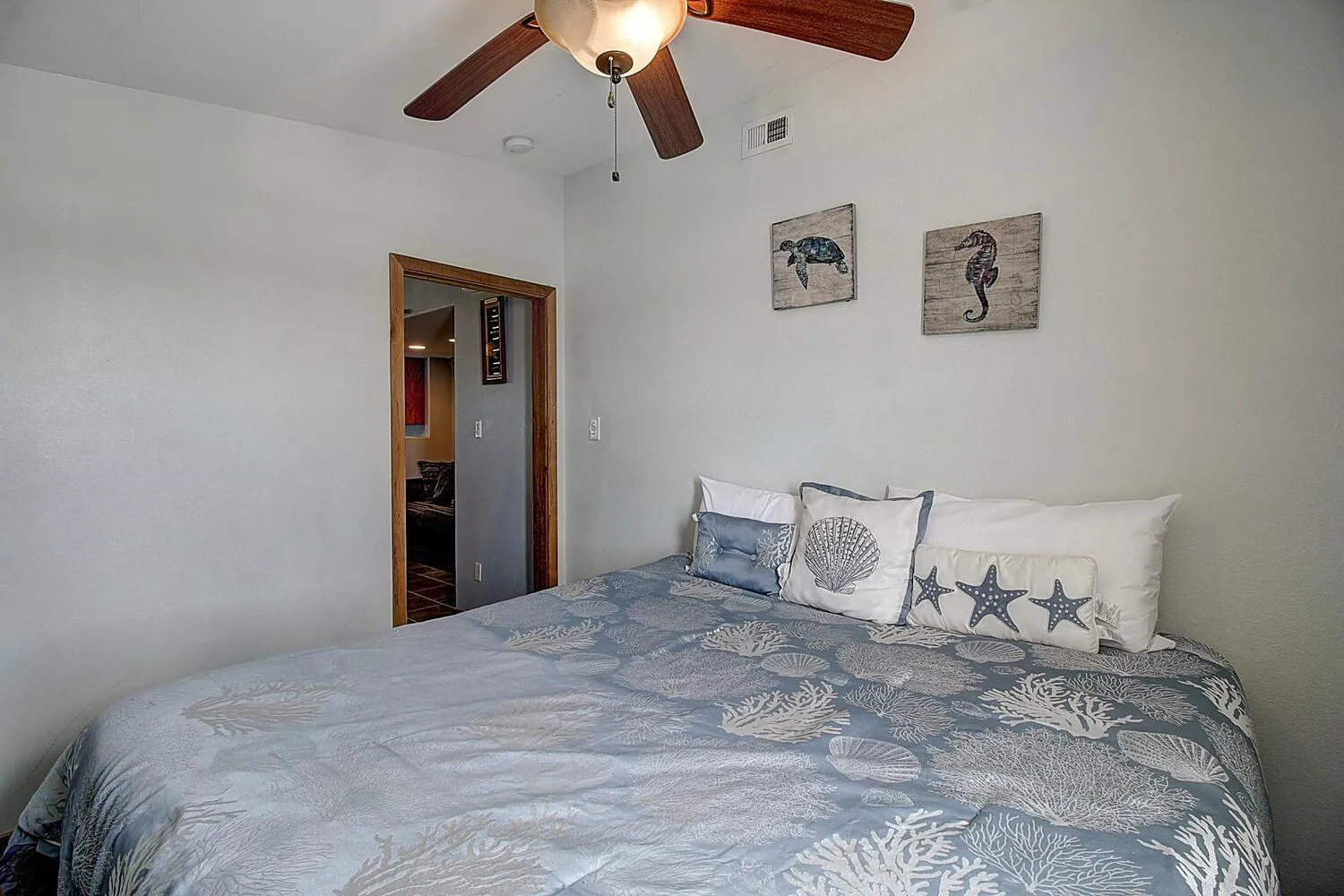 Other, Bed in Blue Water Fisherman 614SP