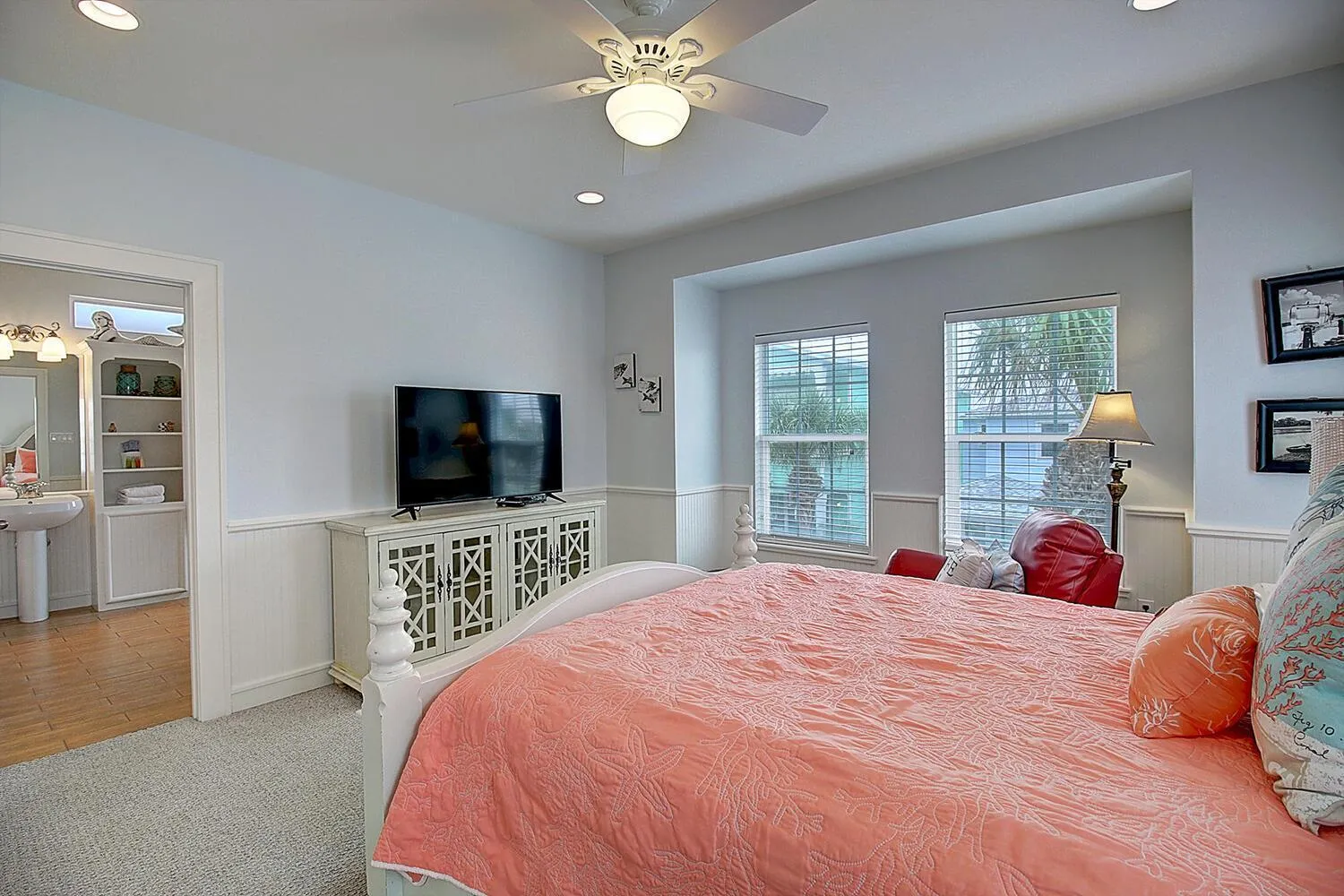 Other in Pelicans Perch VW21