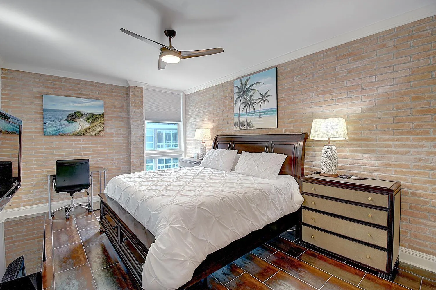 Other, Bed in Channelview CV211