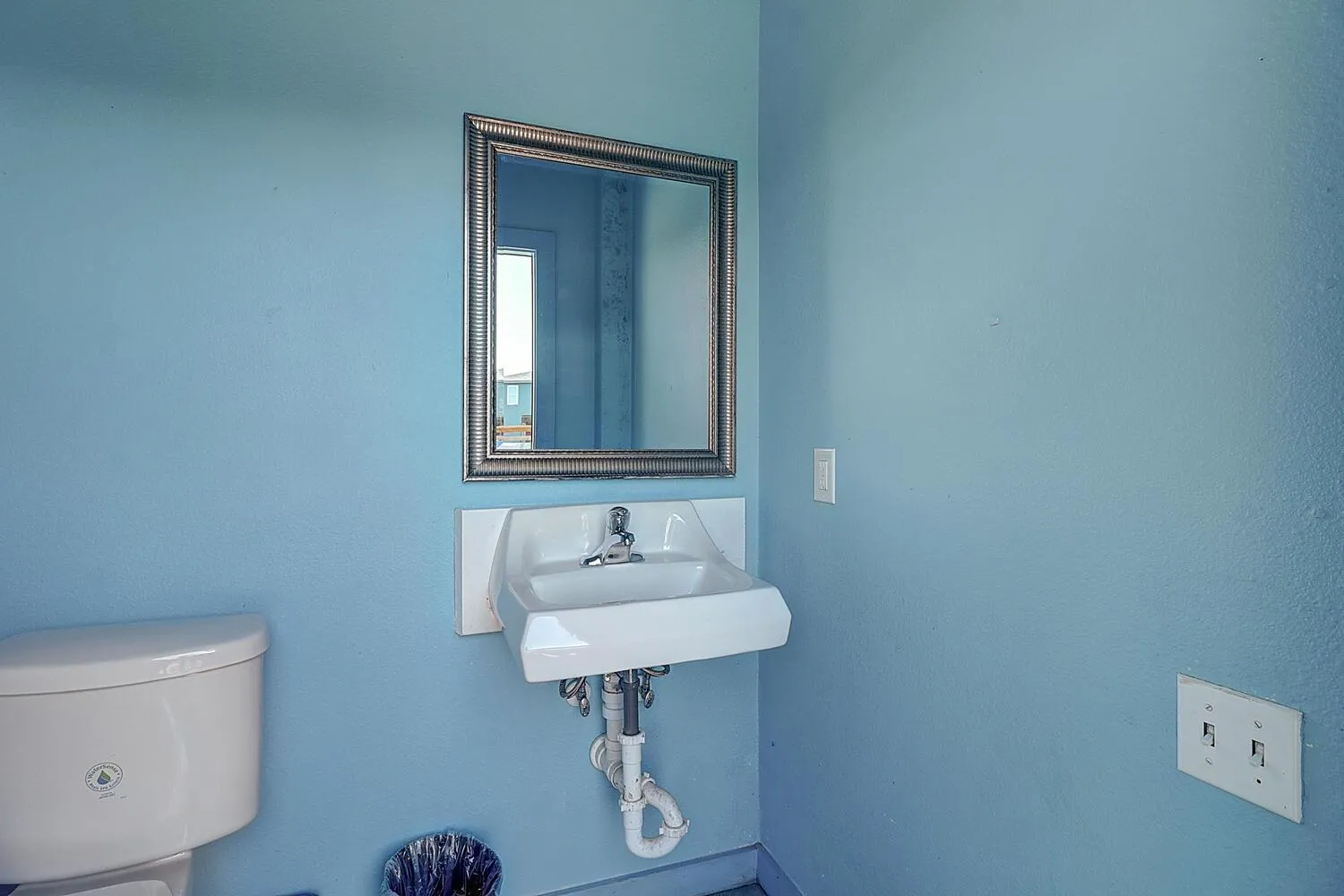 Toilet in Cherry on Top OV27