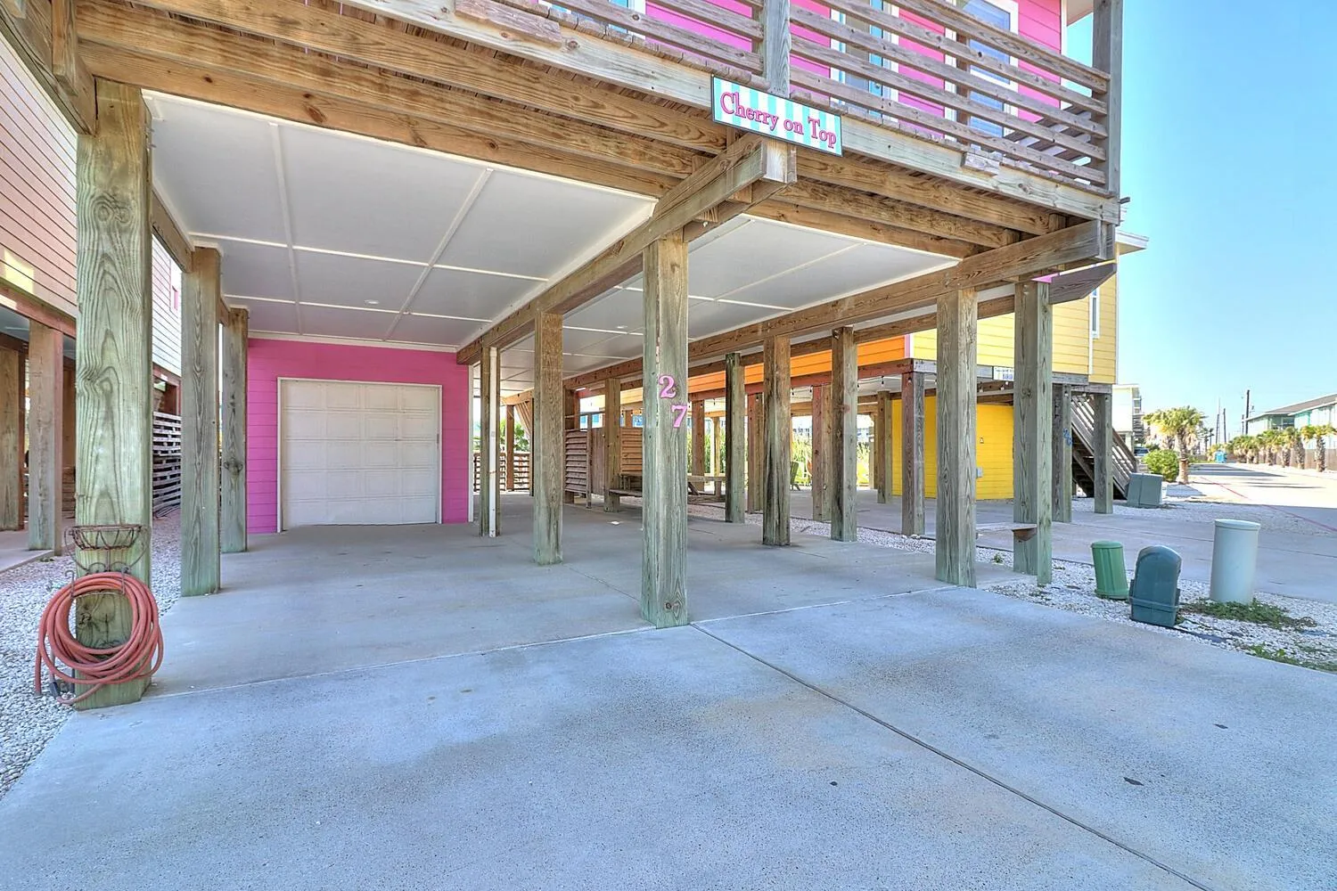 Property building in Cherry on Top OV27