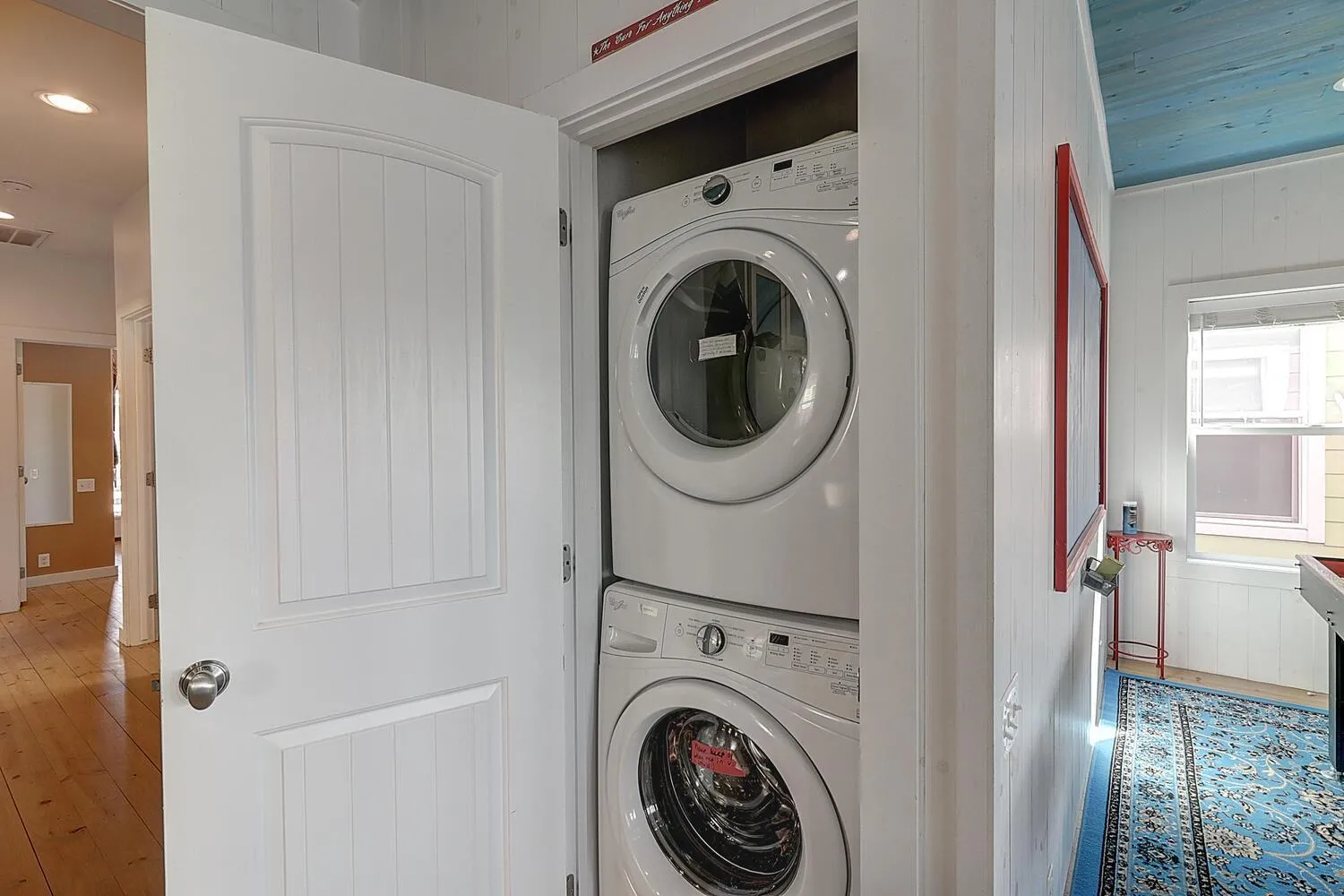 laundry in Cherry on Top OV27
