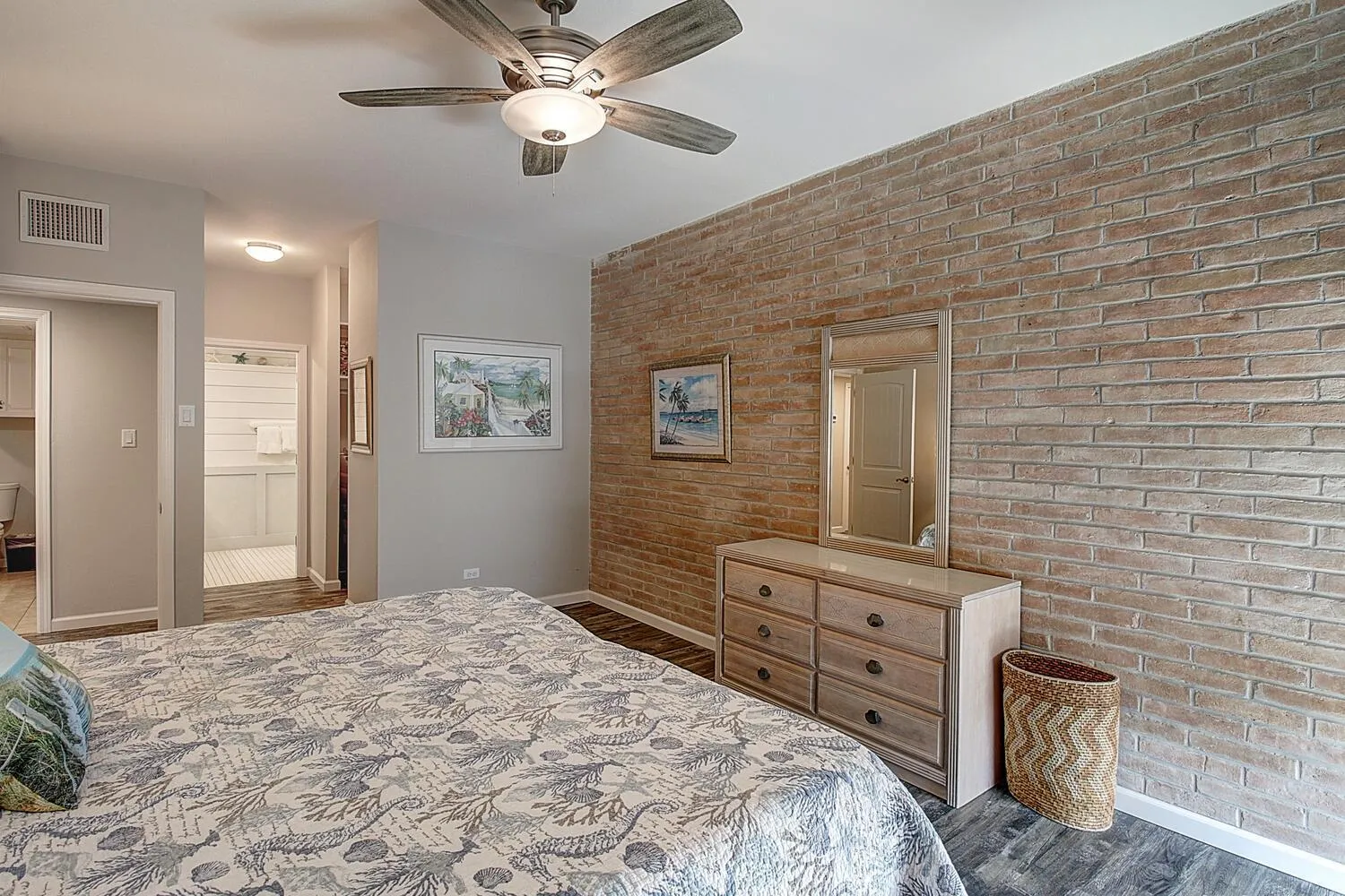 Other, Bed in Channelview CV213