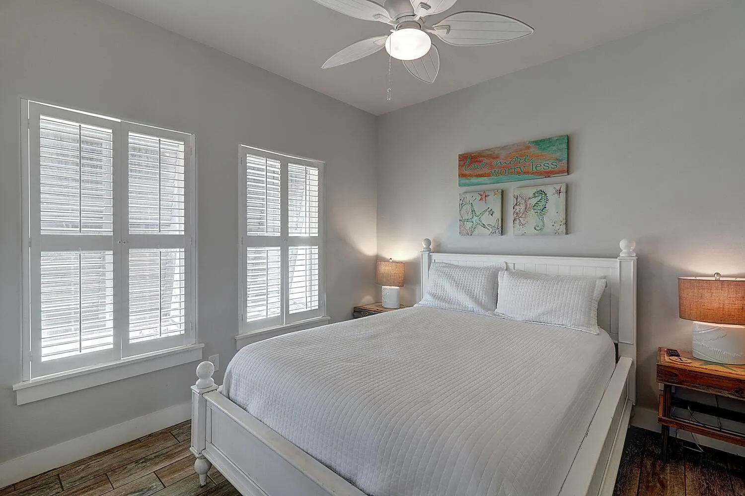 Other, Bed in The Pearl of Port A GW108