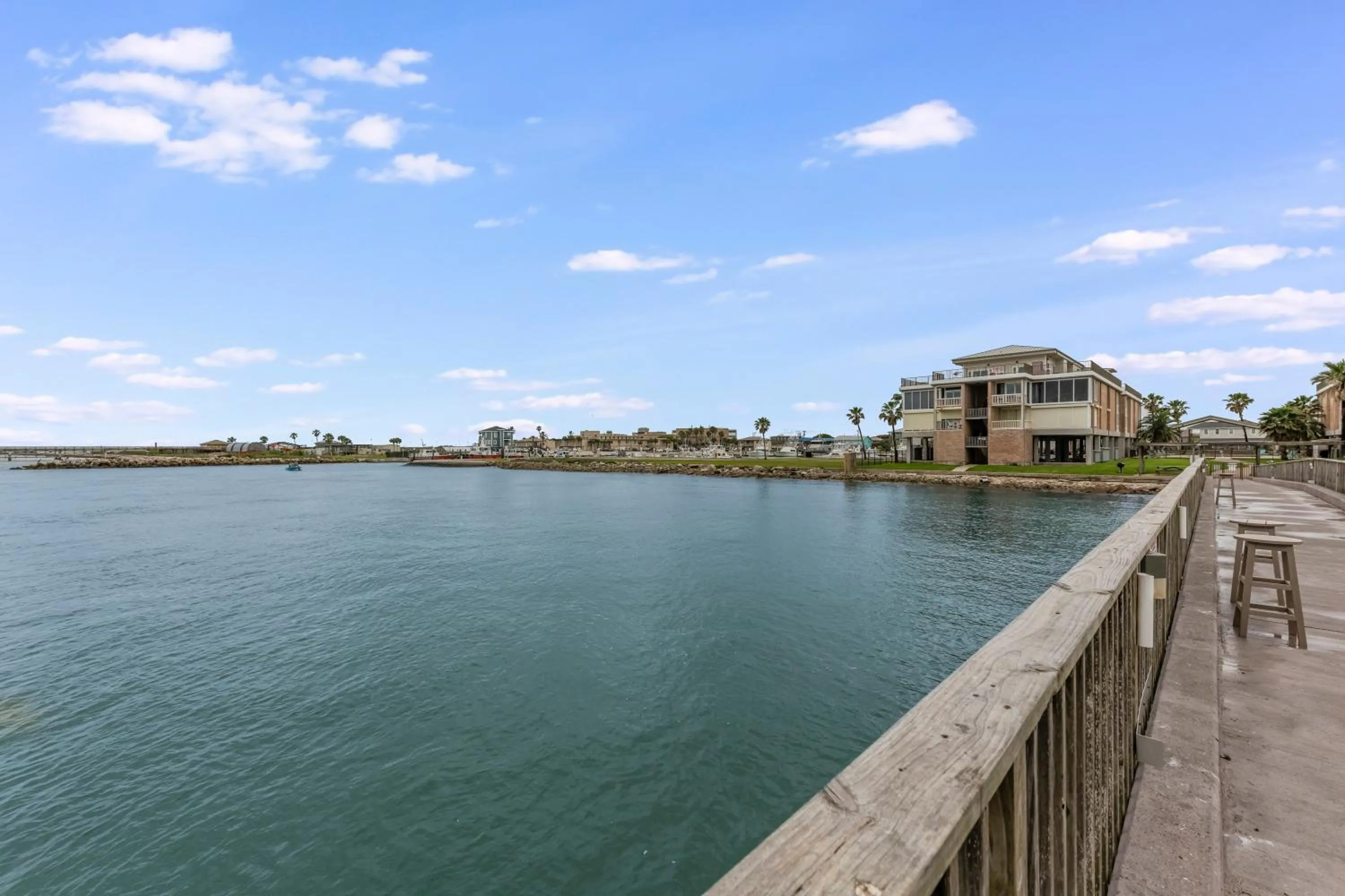 Channelview CV217