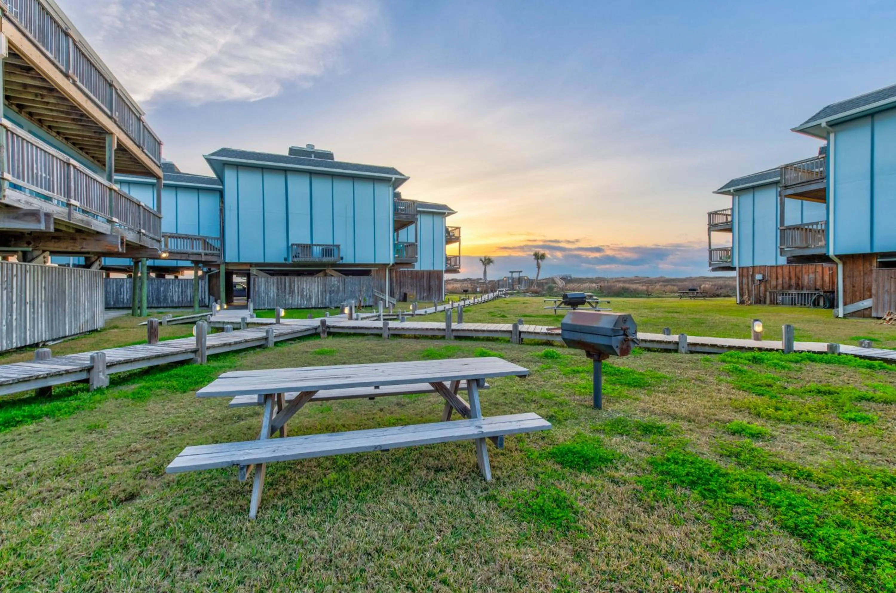 Coastal Nest BH207