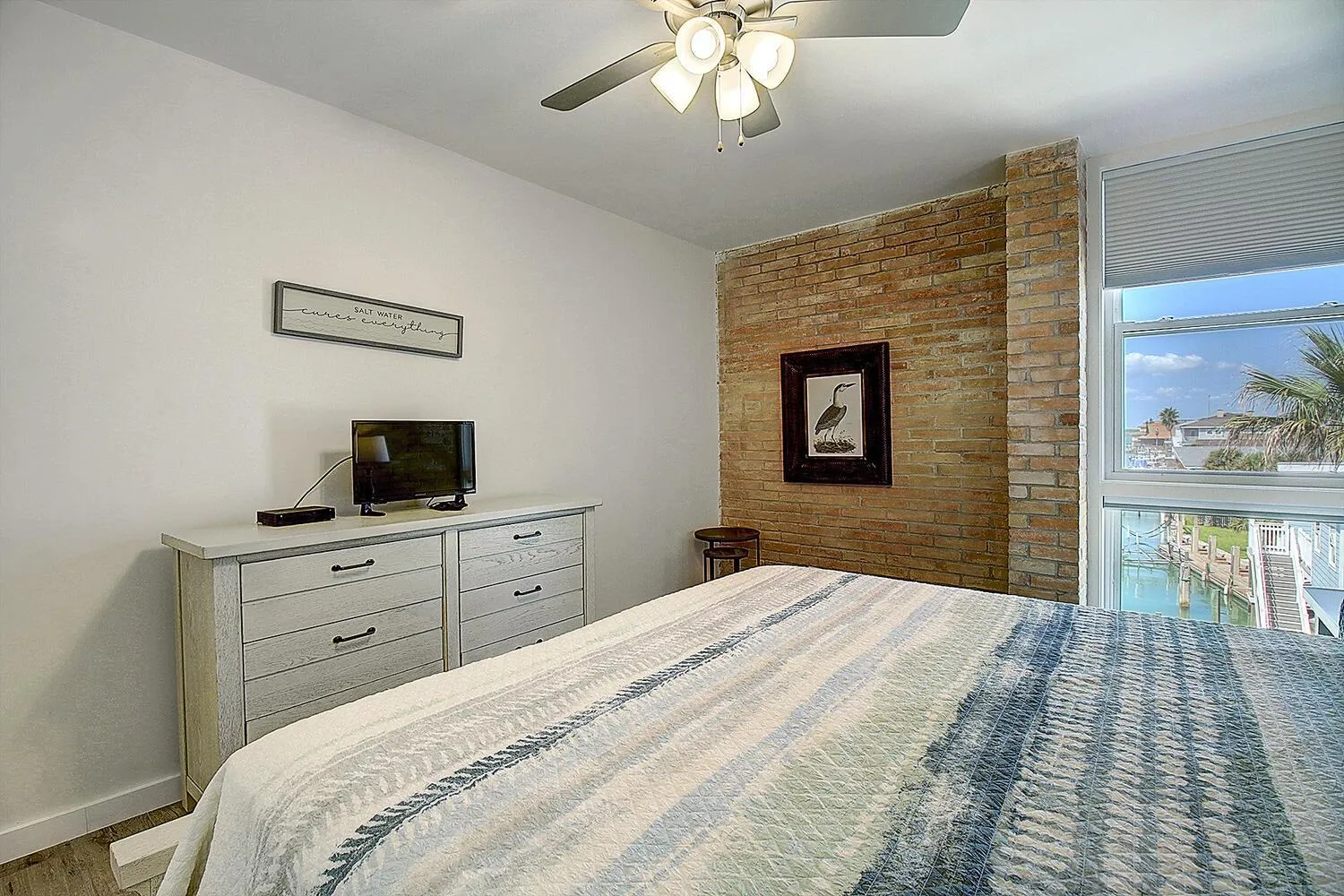 Other, Bed in Channelview CV216