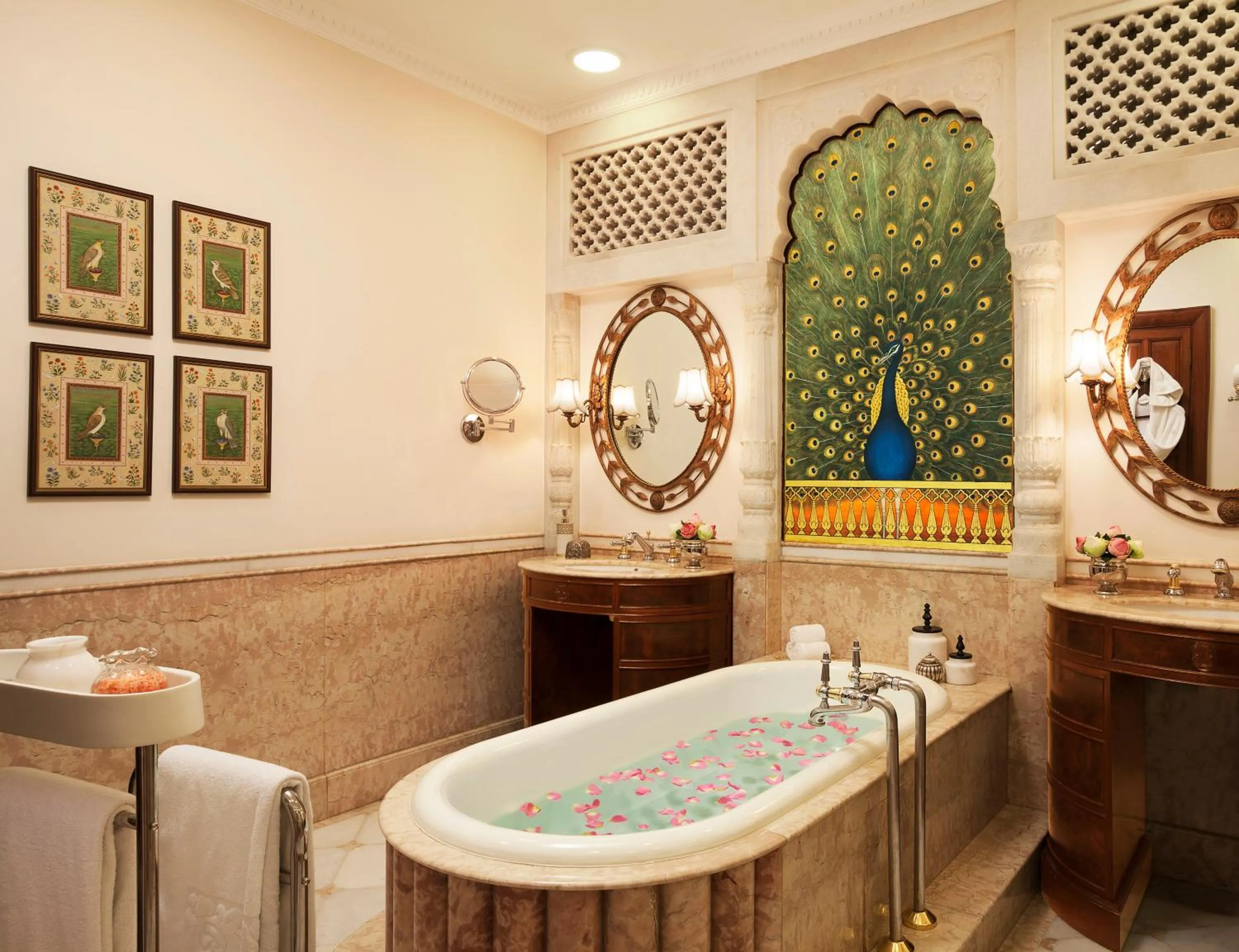 Historical Suite with Garden View  in Rambagh Palace