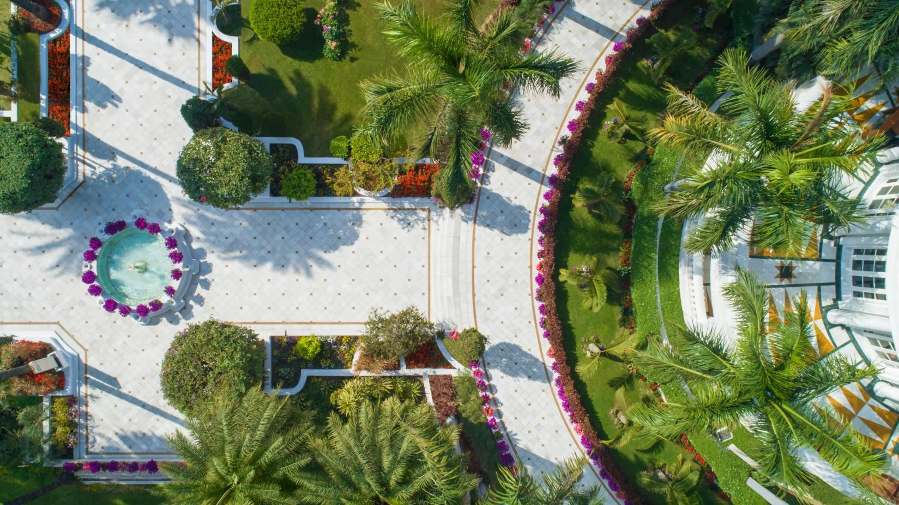 BBQ facilities in Taj Mahal Lucknow