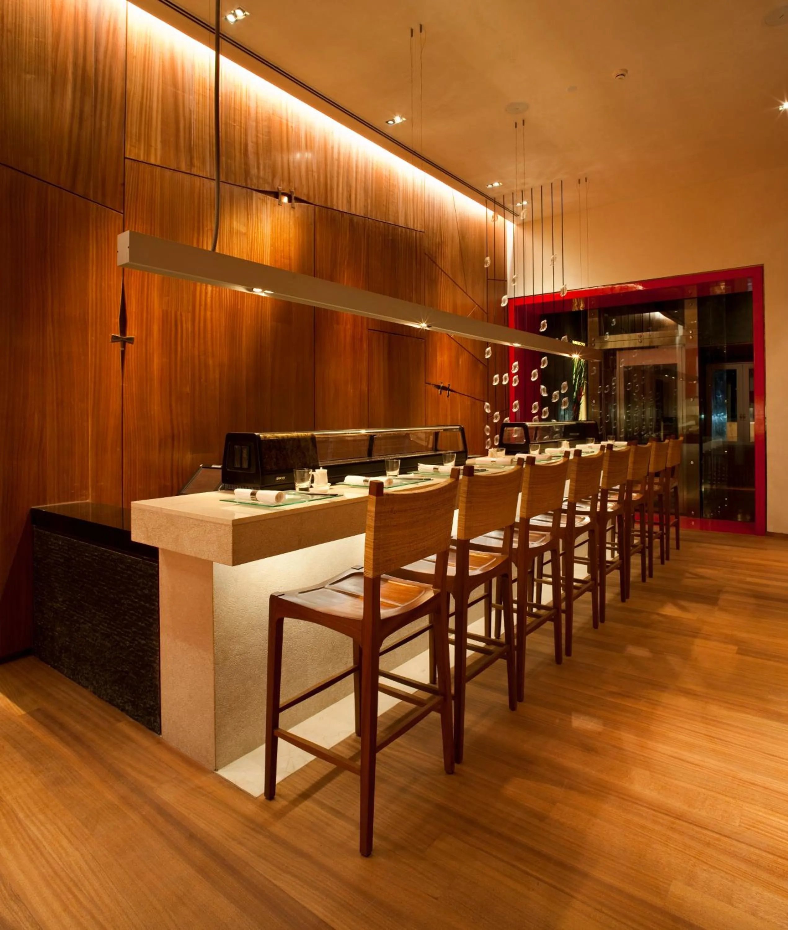 Restaurant/places to eat in The Taj Mahal Tower, Mumbai