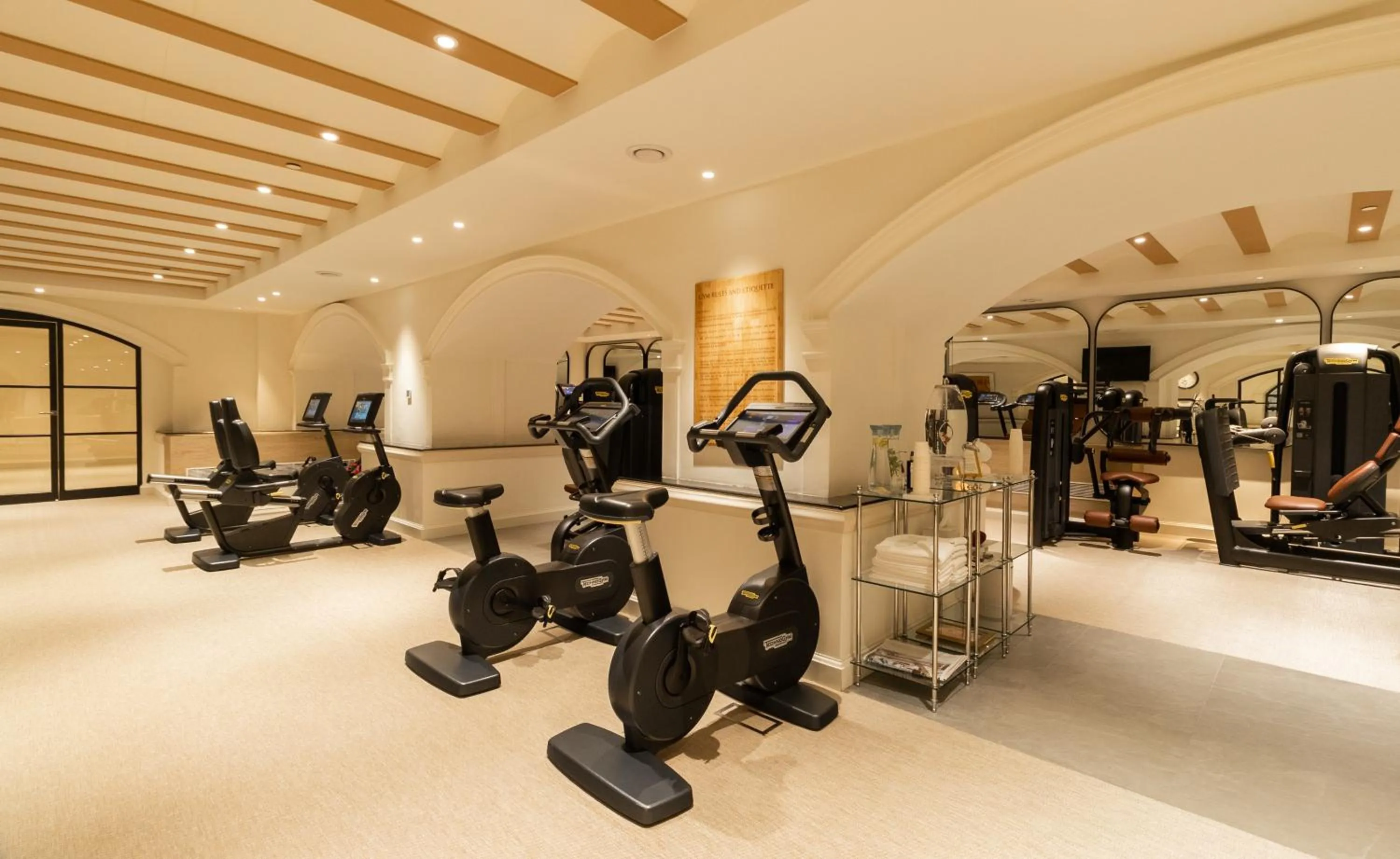 Fitness centre/facilities in The Taj Mahal Tower, Mumbai