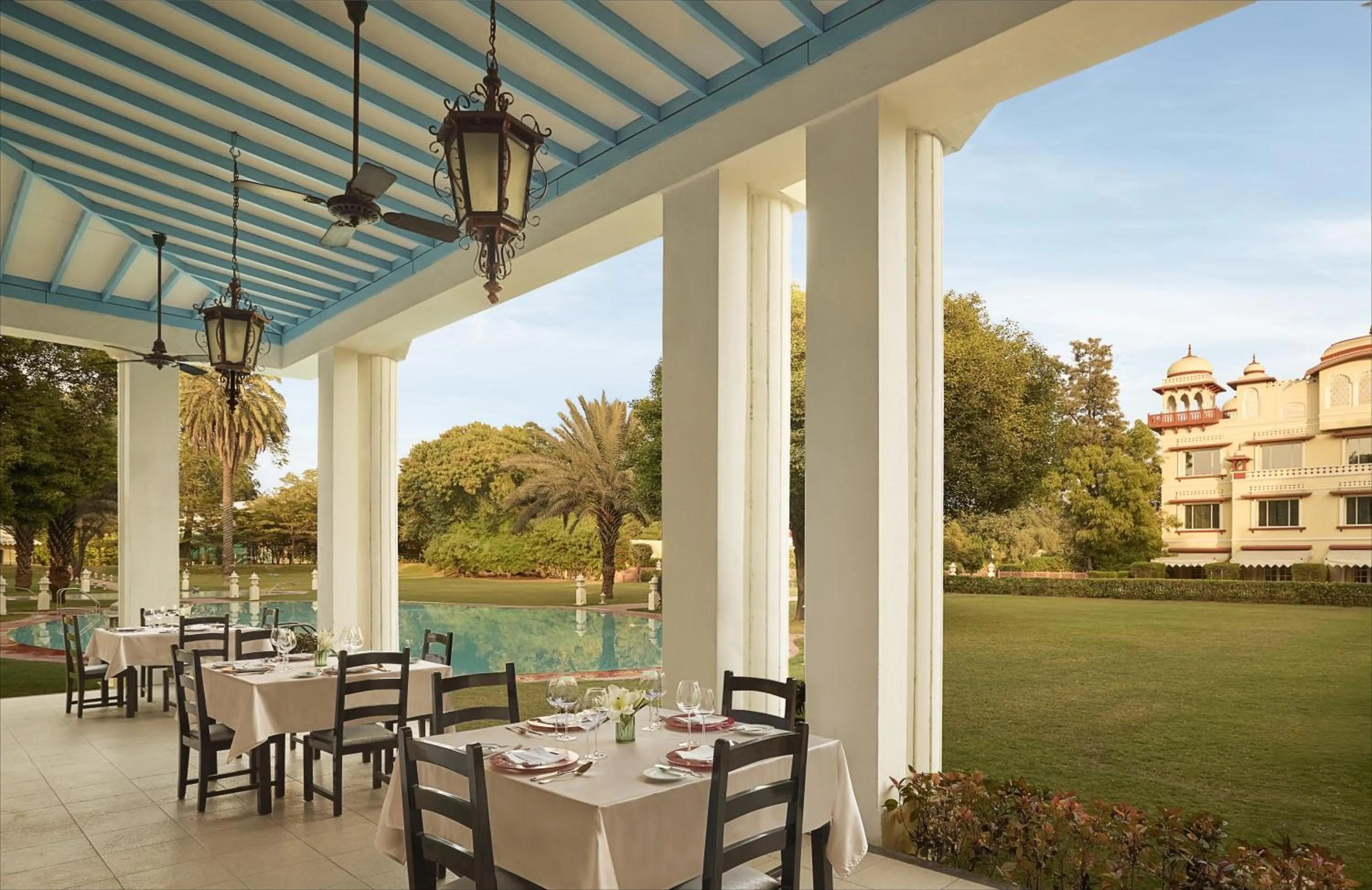 Restaurant/places to eat in Jai Mahal Palace