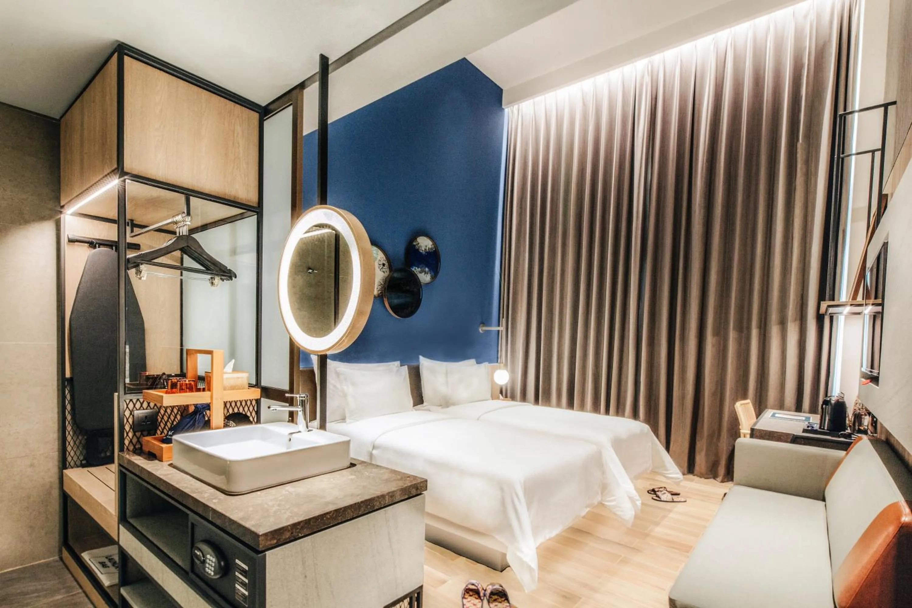 Bedroom, Bed in The Botanica Sanctuary