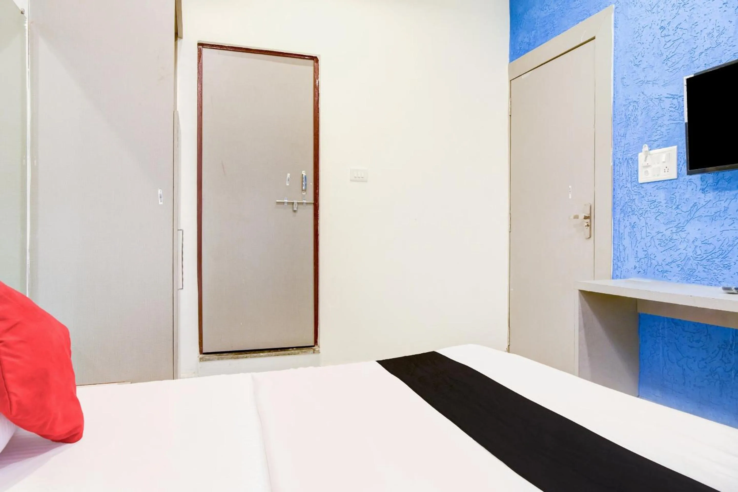 Bedroom, Bed in Super Hotel O Bine Venue