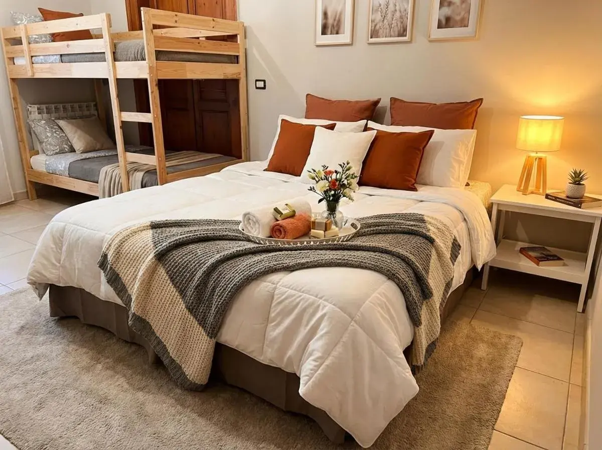 Double or Twin Room with Private Bathroom in Le Nereidi b&b Acireale Centro Double or Twin Room with Private Bathroom in Le Nereidi b&b Acireale Centro