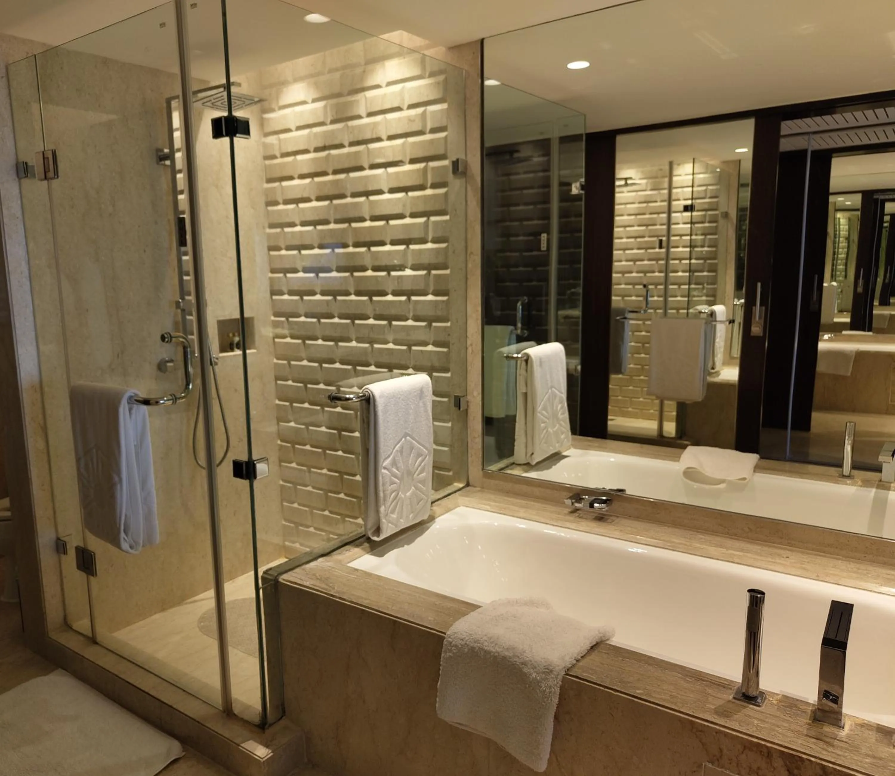 Shower in Taj Lands End
