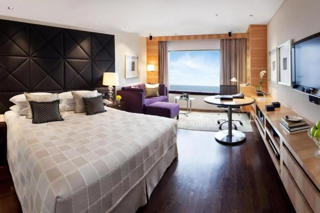 Taj Club Sea View King Bed with 1 way airport transfer , Complimentary high-tea , evening cocktails and 24 hrs tea-coffee at the Taj Club lounge ,Butler Service - single occupancy in Taj Lands End Taj Club Sea View King Bed with 1 way airport transfer , Complimentary high-tea , evening cocktails and 24 hrs tea-coffee at the Taj Club lounge ,Butler Service - single occupancy in Taj Lands End