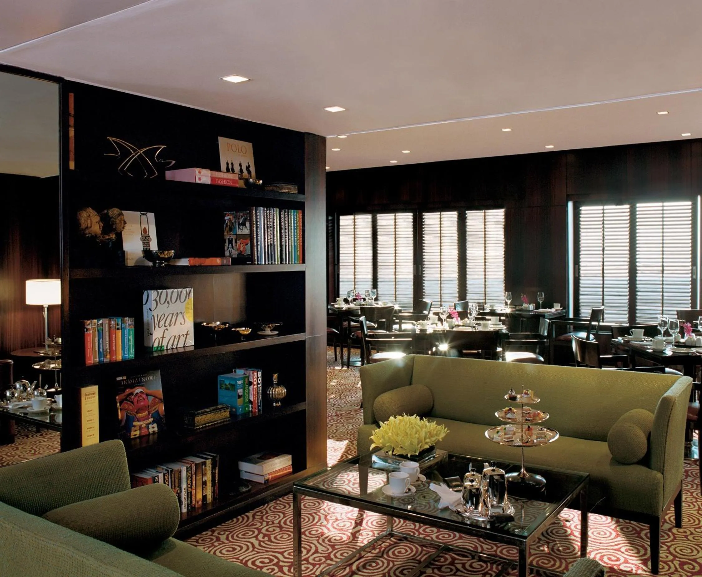 Library in Taj Lands End