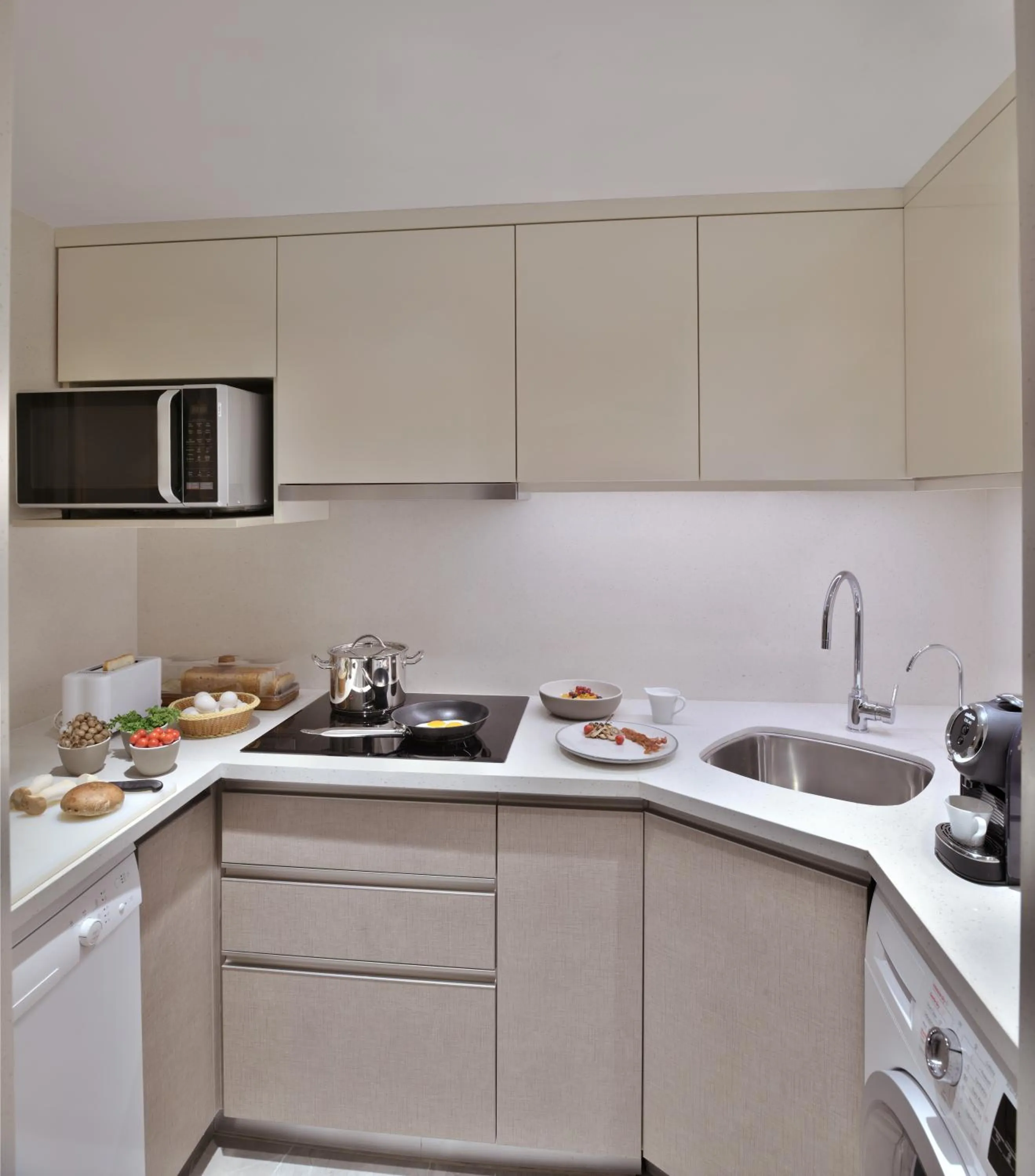 Kitchen or kitchenette in Taj Mahal, New Delhi