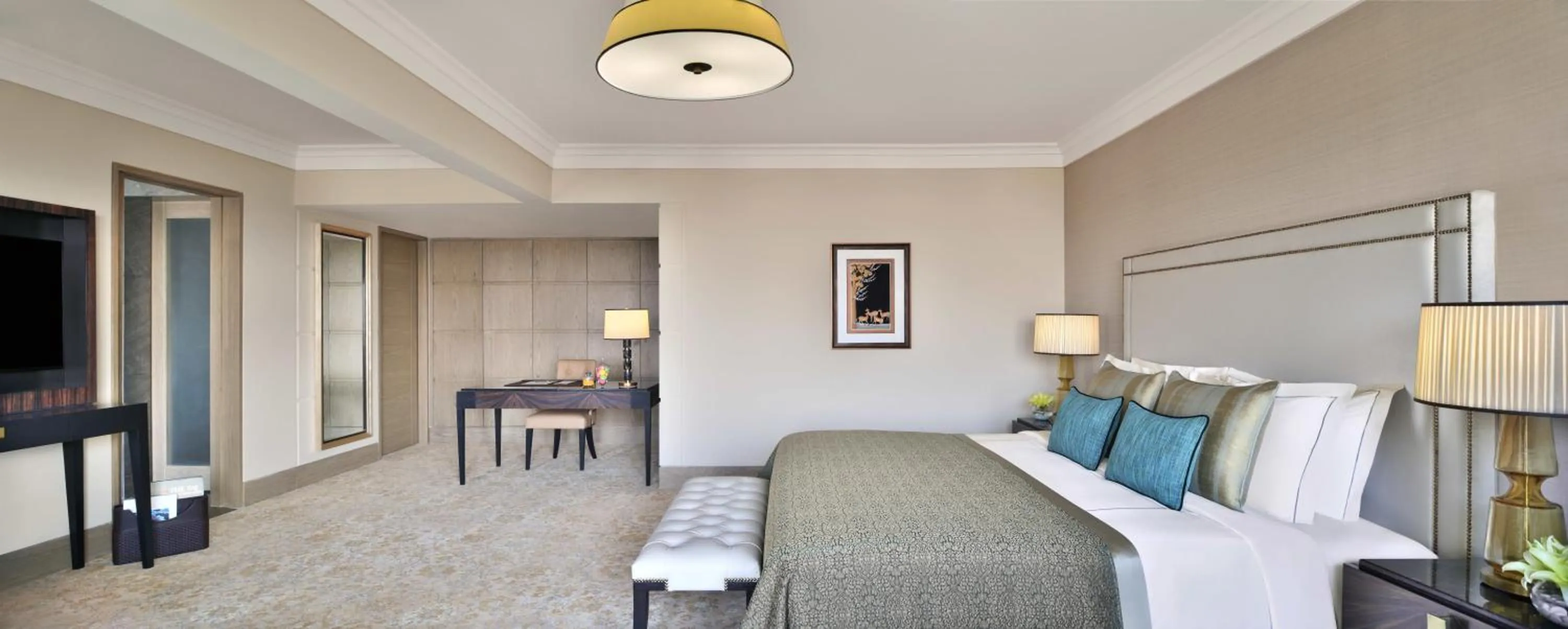 Bedroom, Bed in Taj Mahal, New Delhi