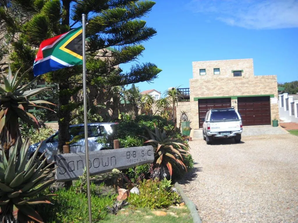 Facade/entrance in Sandown Self-Catering