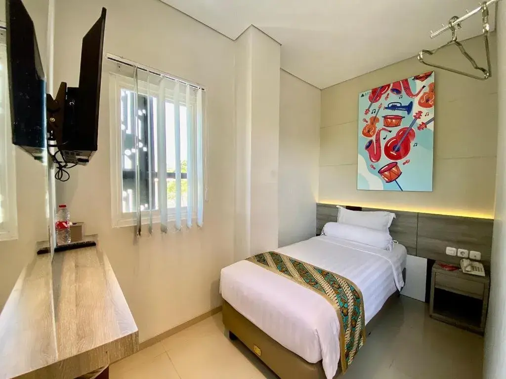 Bedroom, Bed in Front One Budget Boyolali Bedroom, Bed in Front One Budget Boyolali