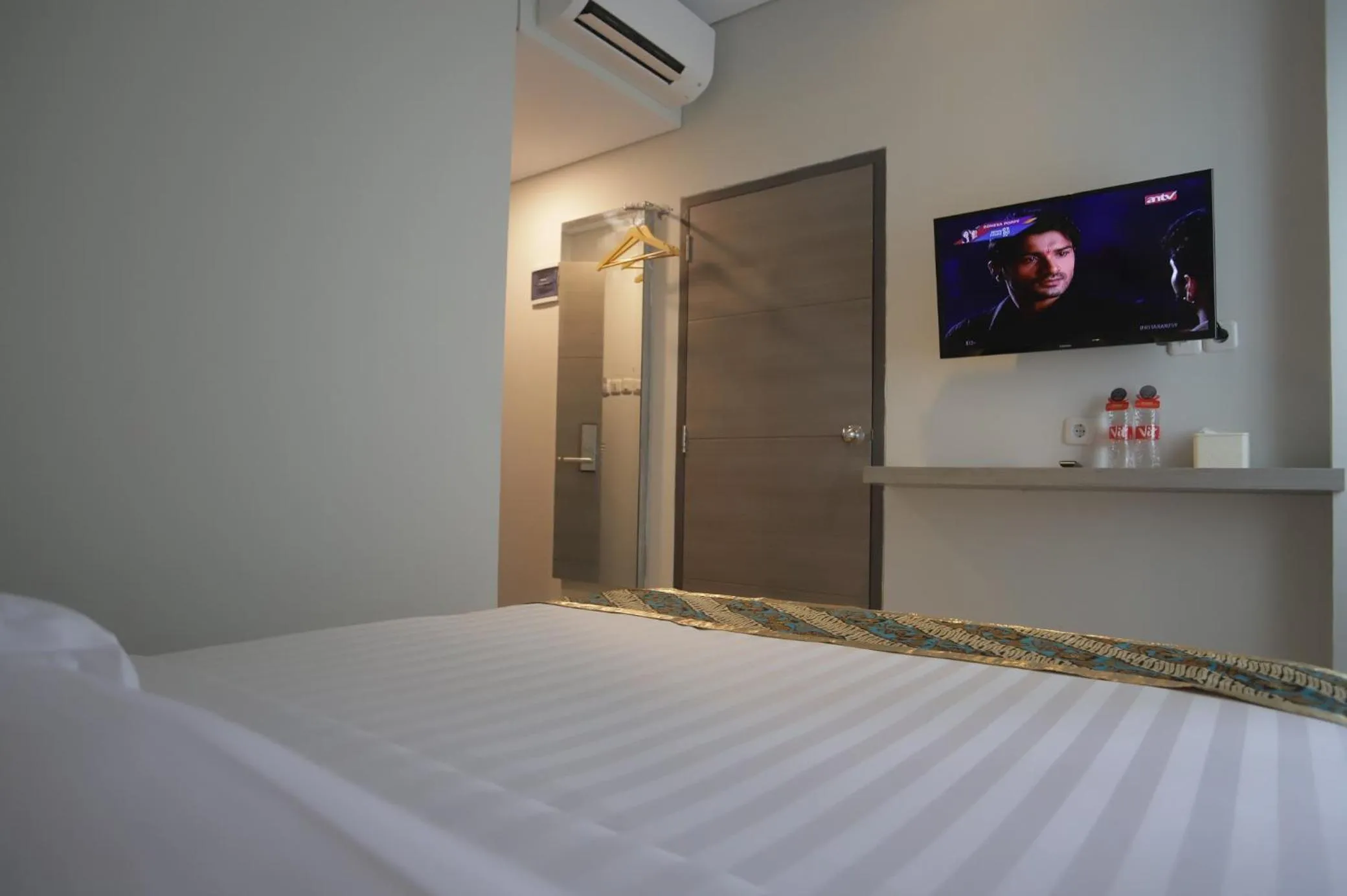 Bed in Front One Budget Boyolali