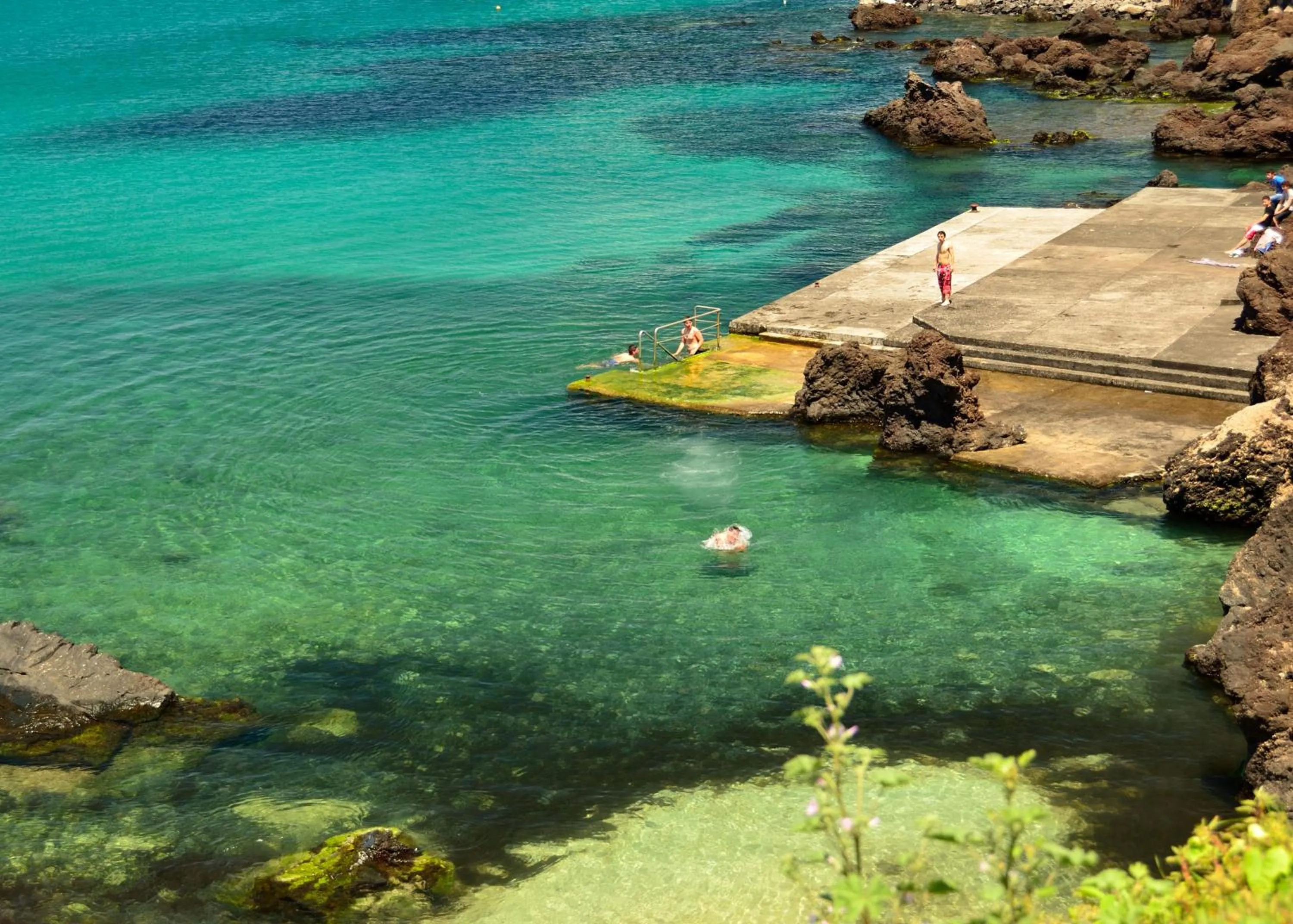 Neighbourhood in Calma do Mar