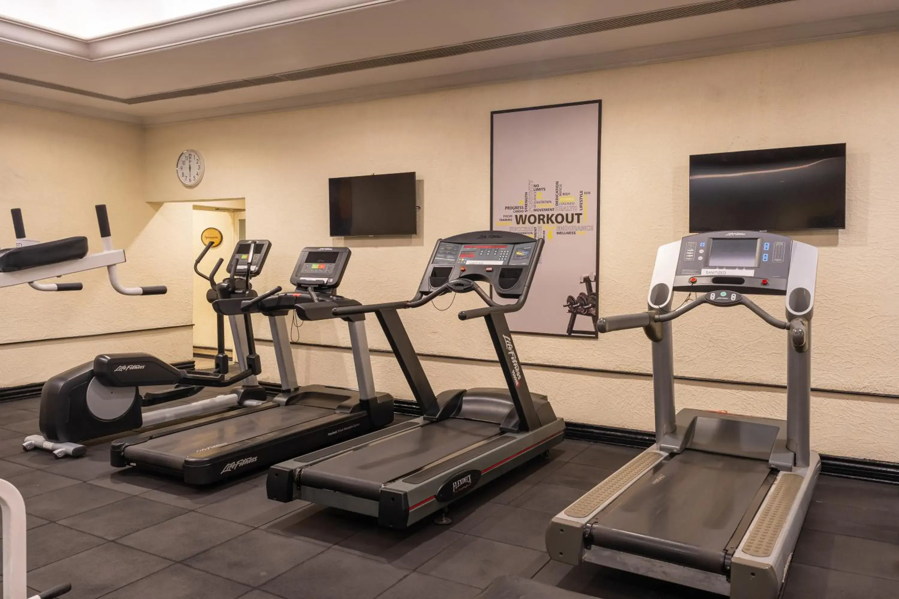 Fitness centre/facilities in Taj Deccan Fitness centre/facilities in Taj Deccan