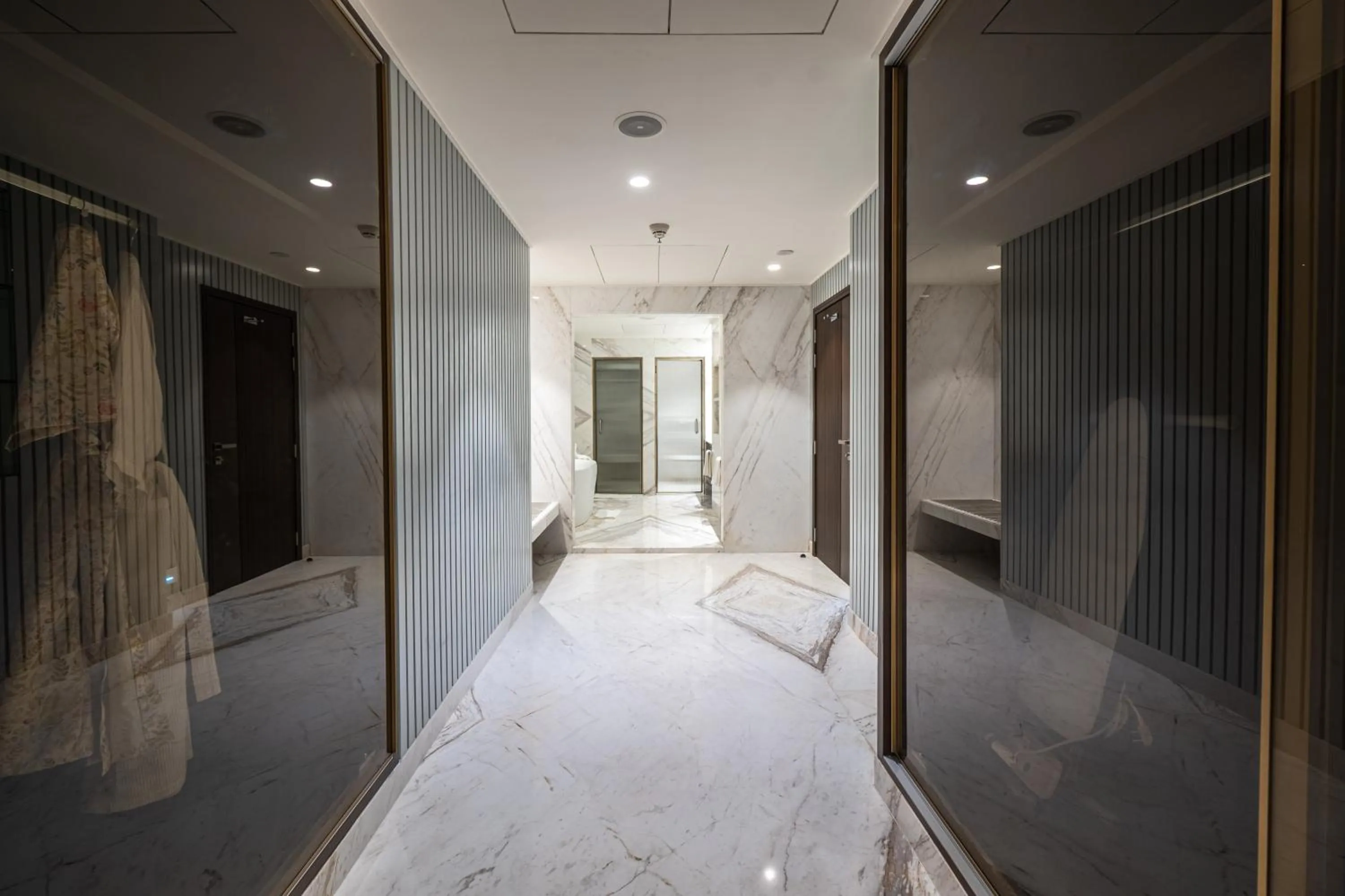 Bathroom, Bed in Taj Deccan