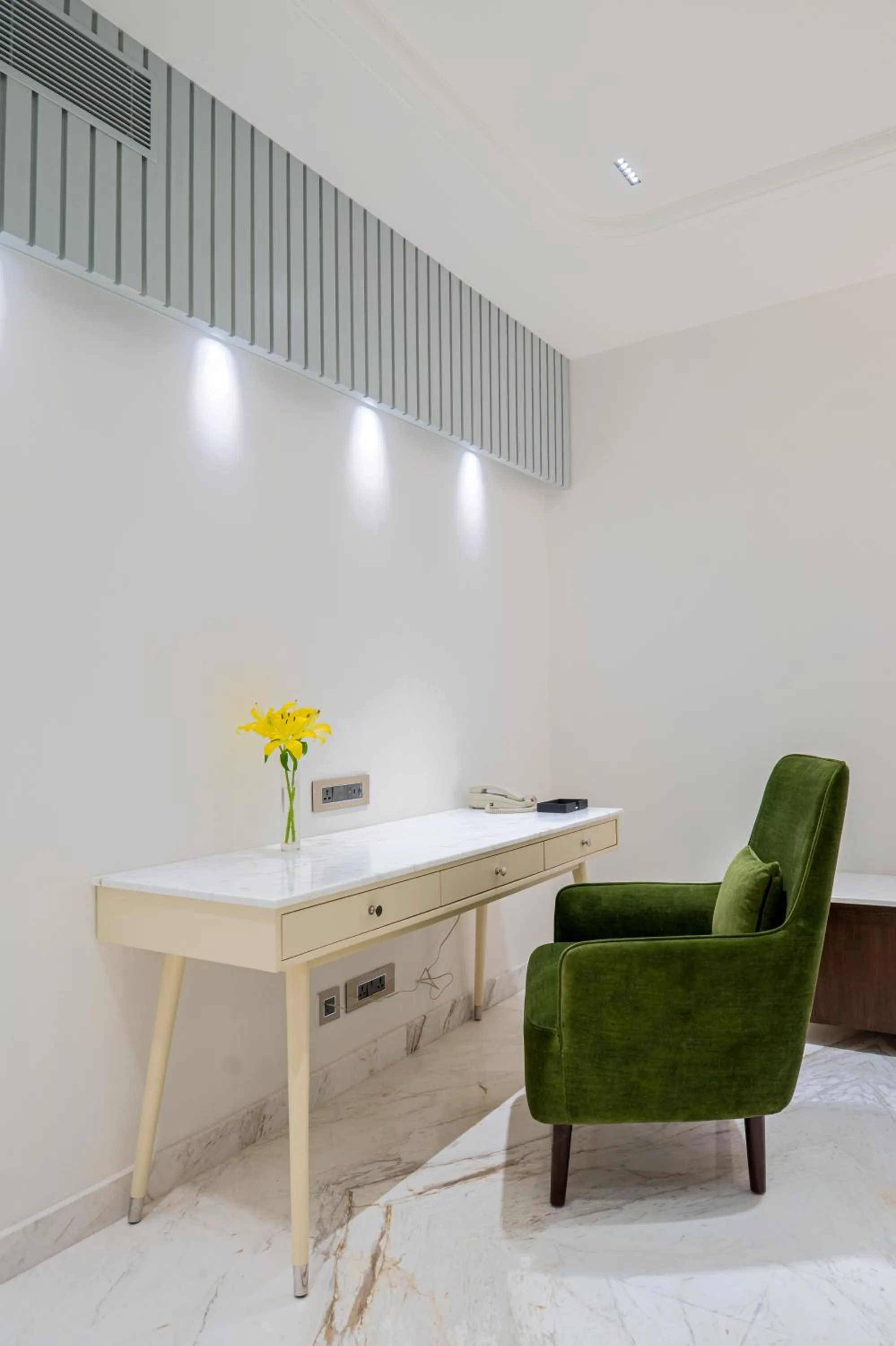 Living room in Taj Deccan