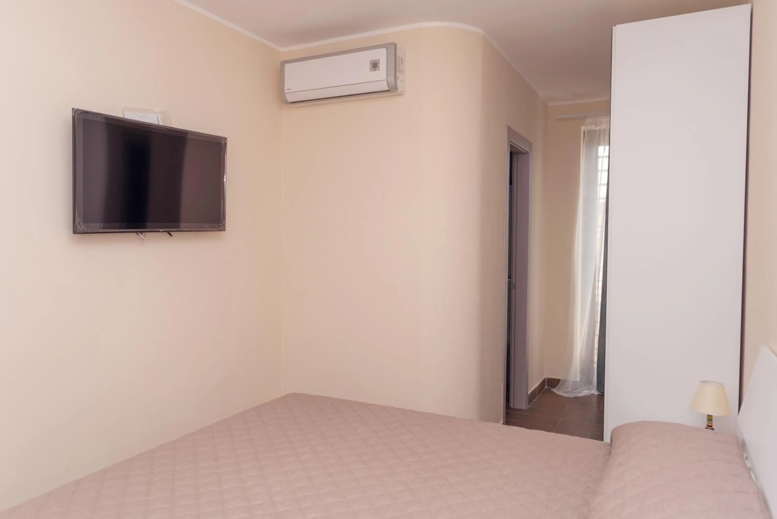 Bed in Balzano House