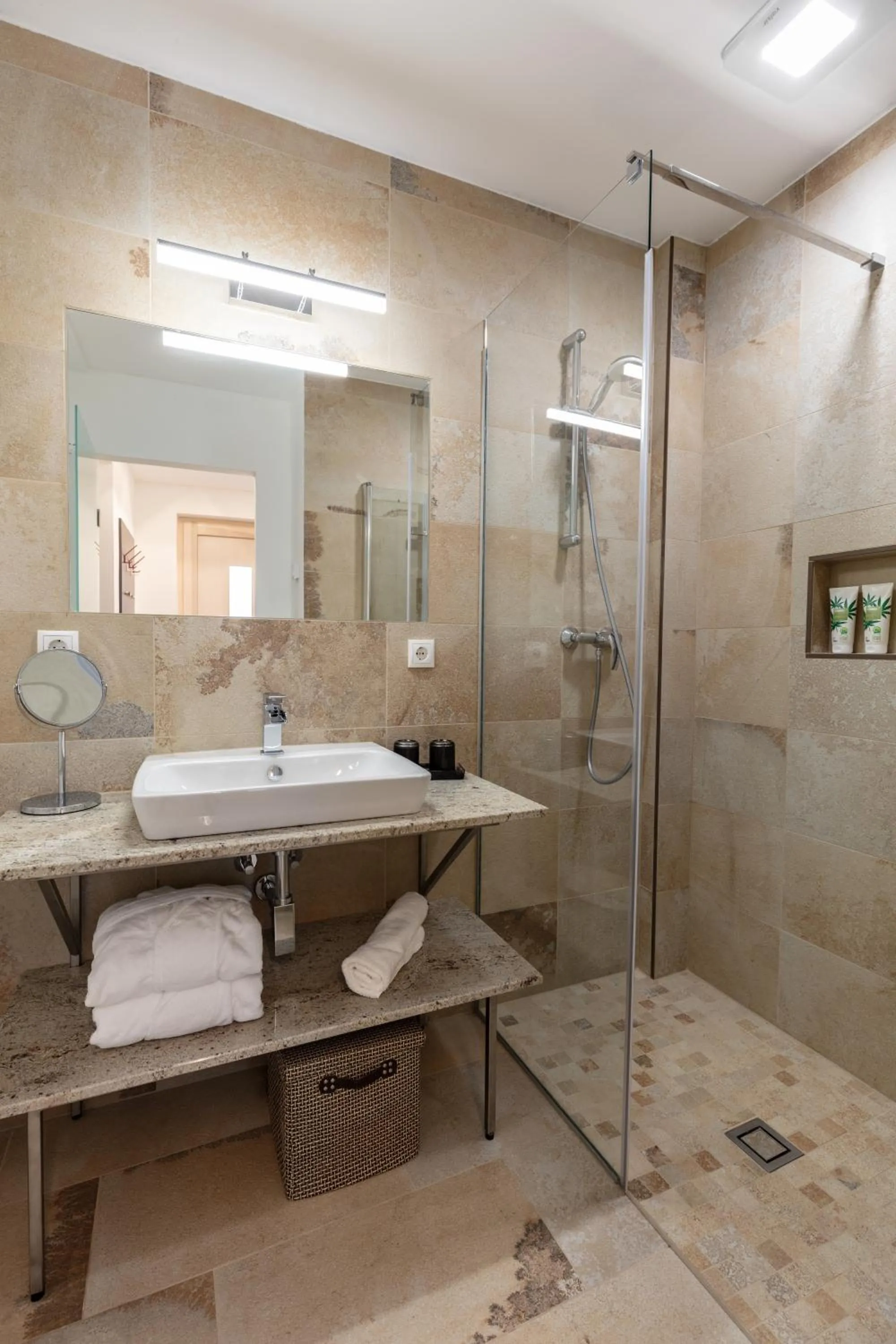 Bathroom in Pannonia Appartements 2