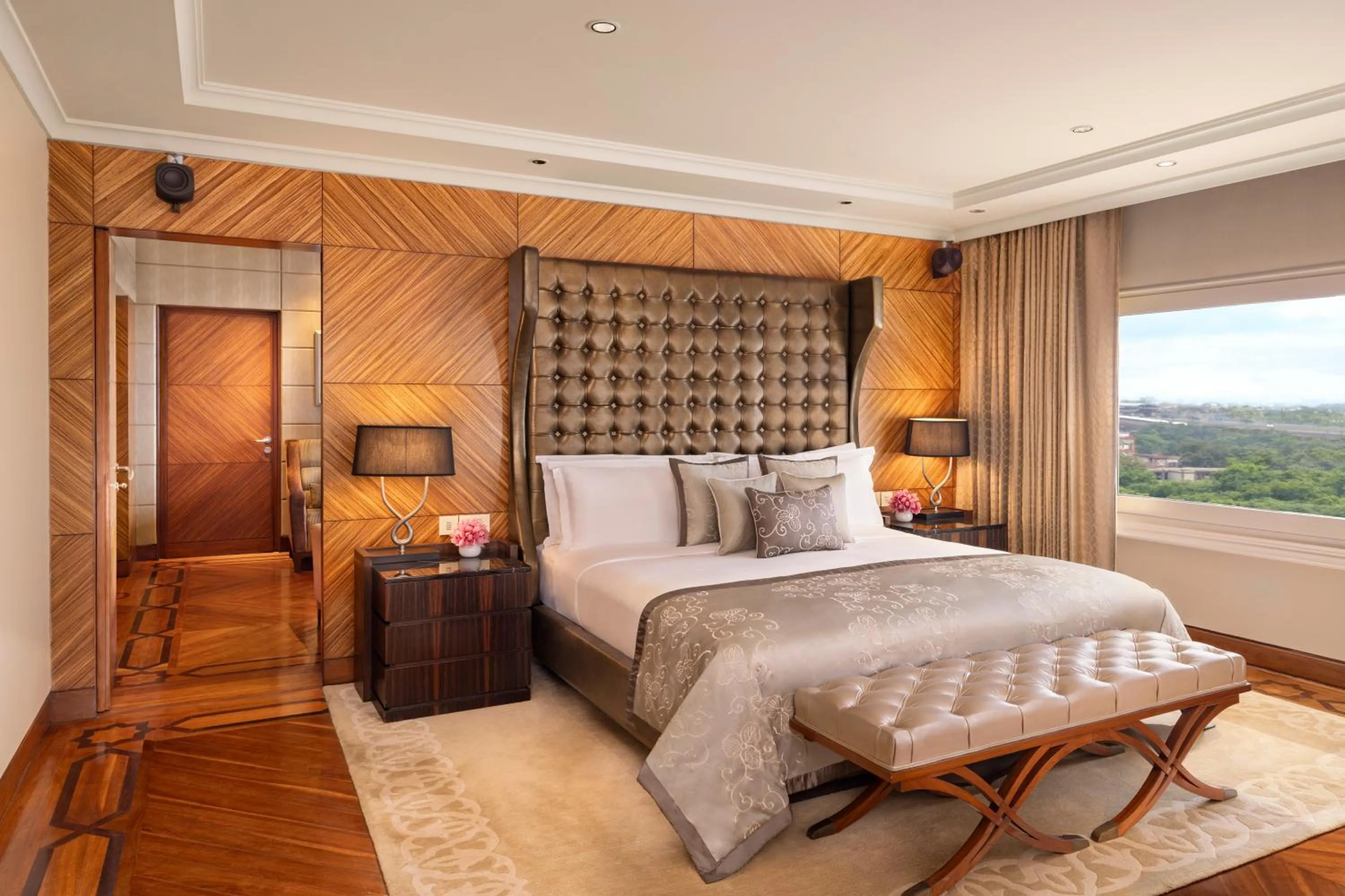 Bed in Taj Palace, New Delhi