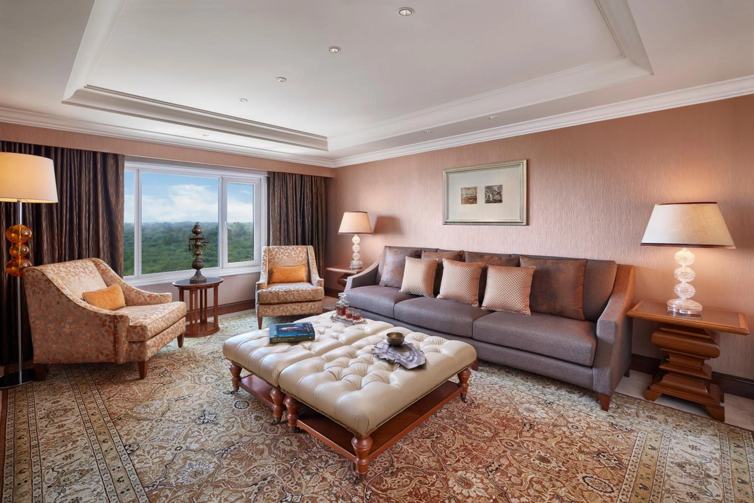 Living room in Taj Palace, New Delhi