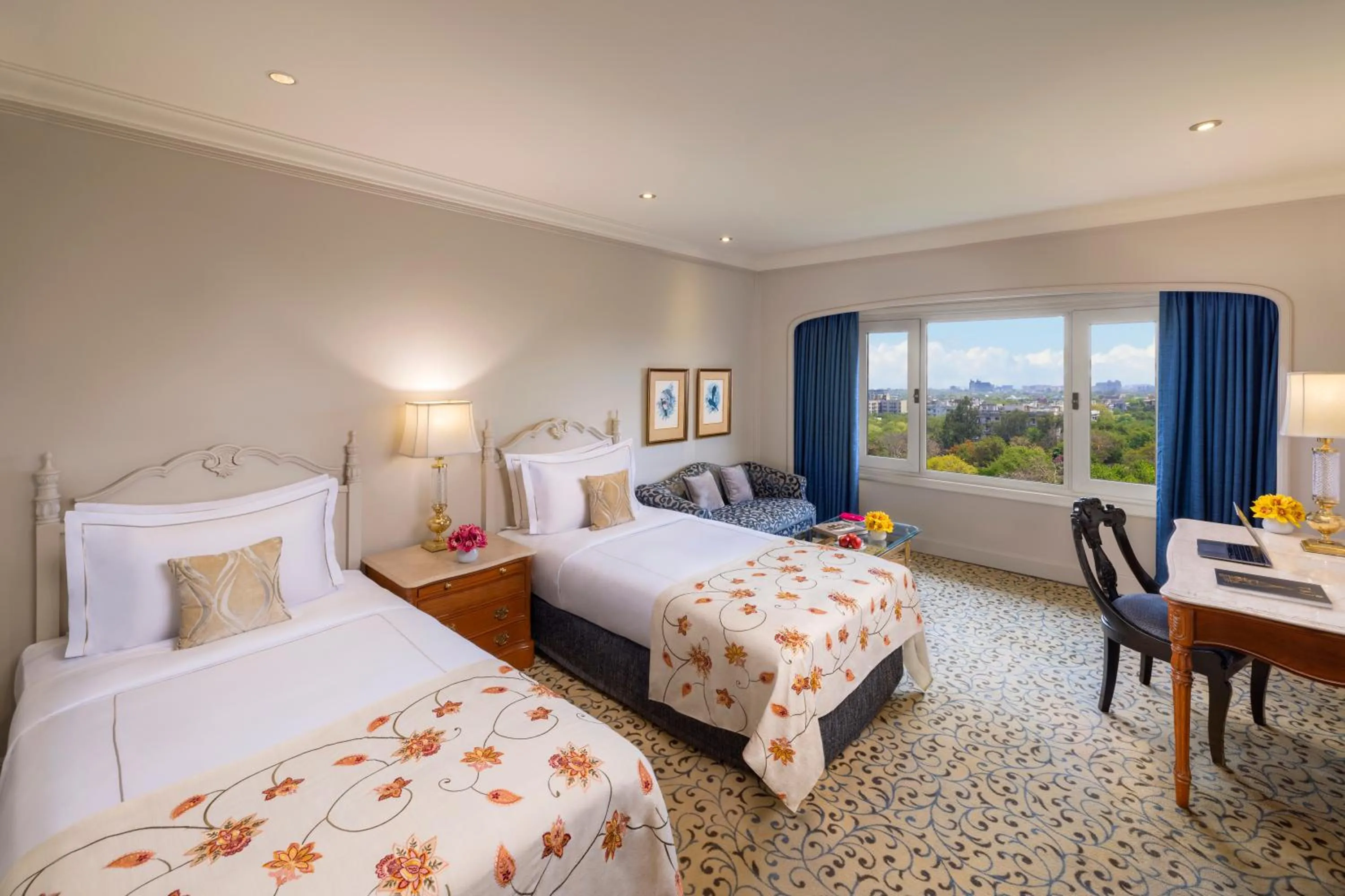 Bed in Taj Palace, New Delhi