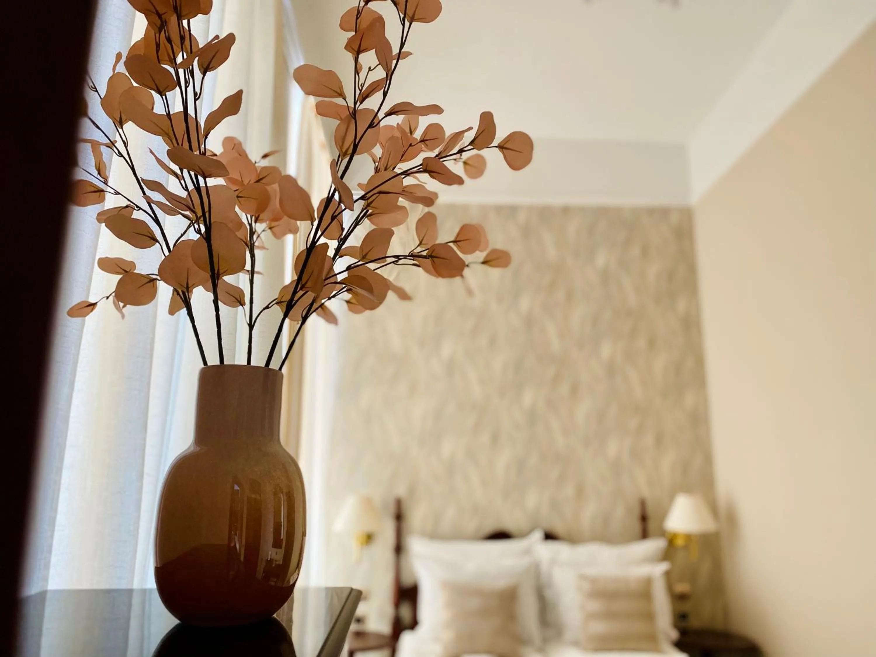 Photo of the whole room, Bed in OPERA16 Guestrooms