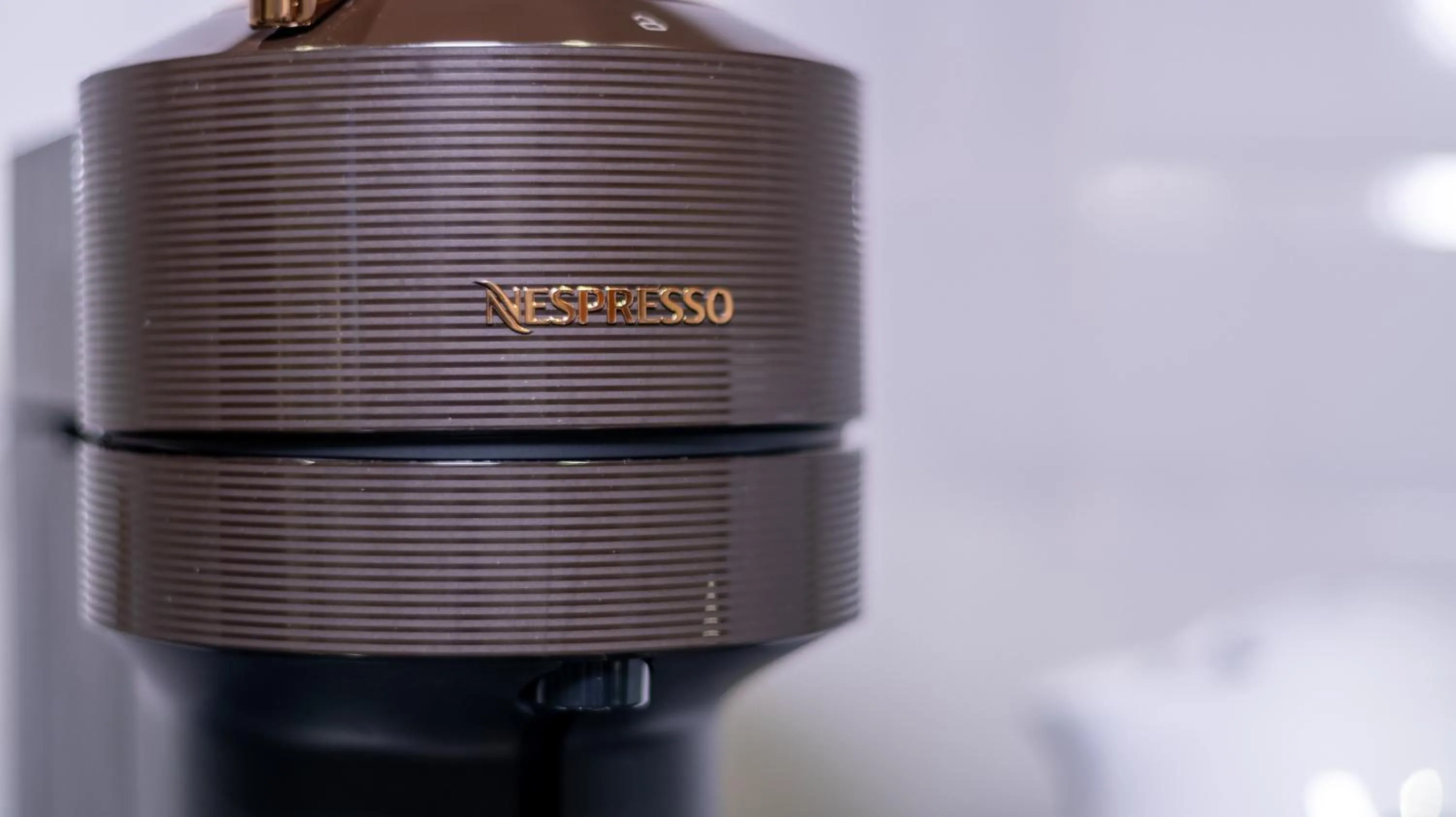 Coffee/tea facilities in OPERA16 Guestrooms