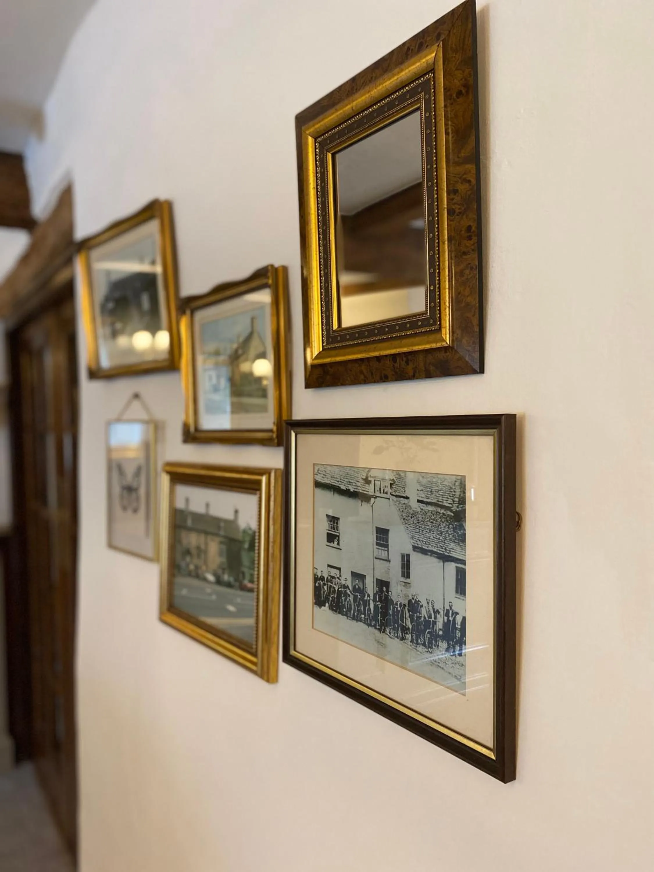 Lobby or reception in Three Cocks Hotel