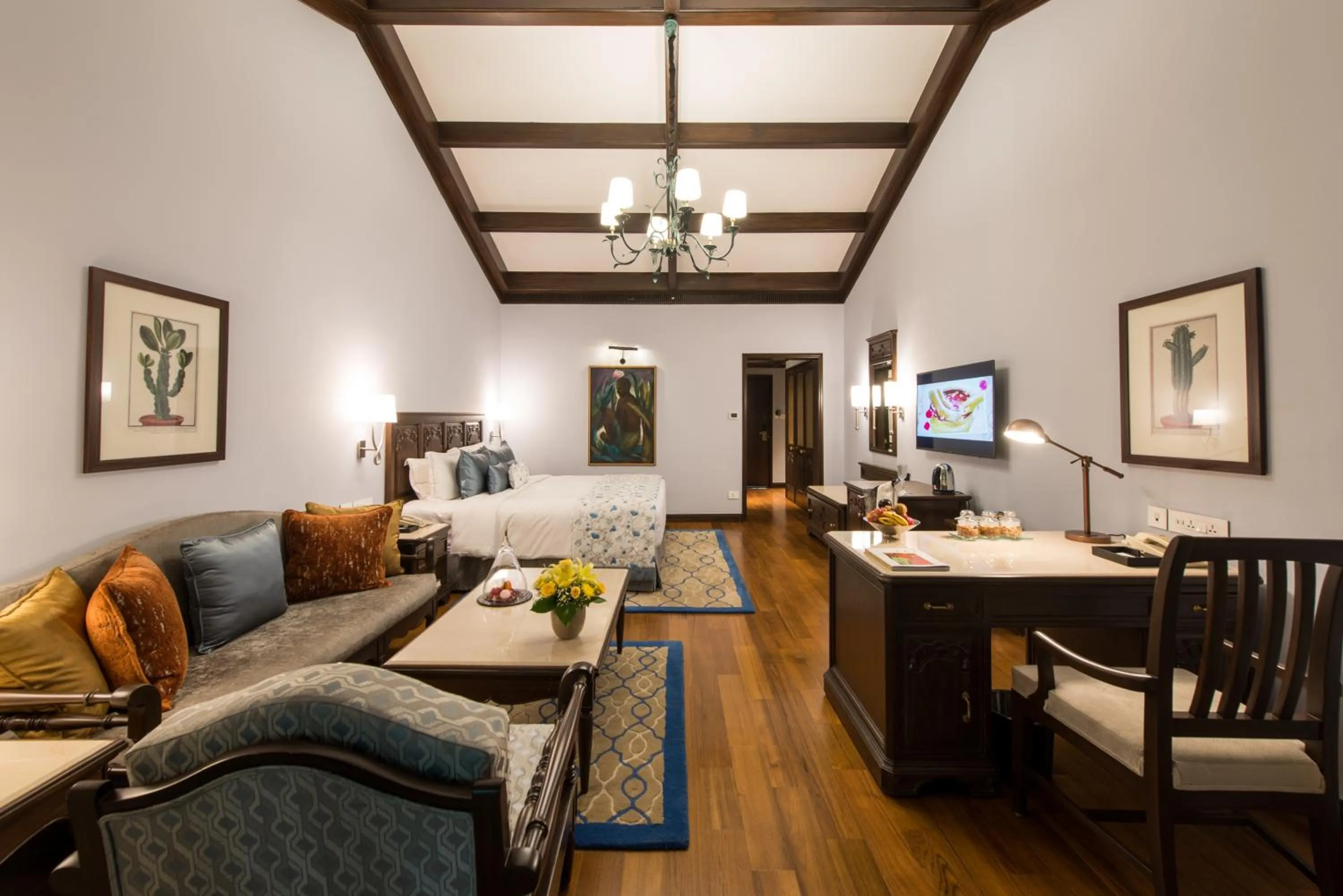 TV and multimedia in Taj West End