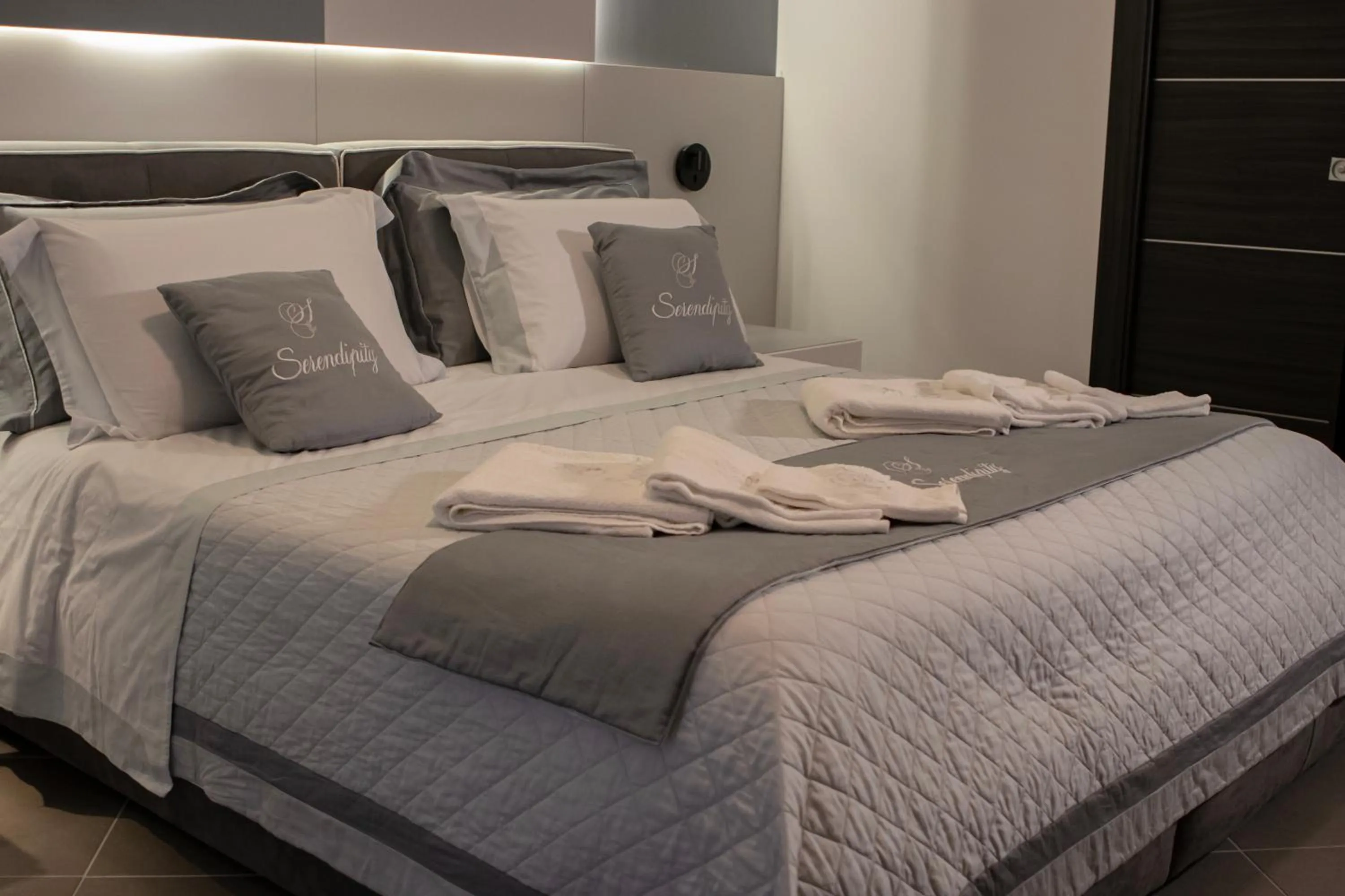 Bedroom in Serendipity B&B