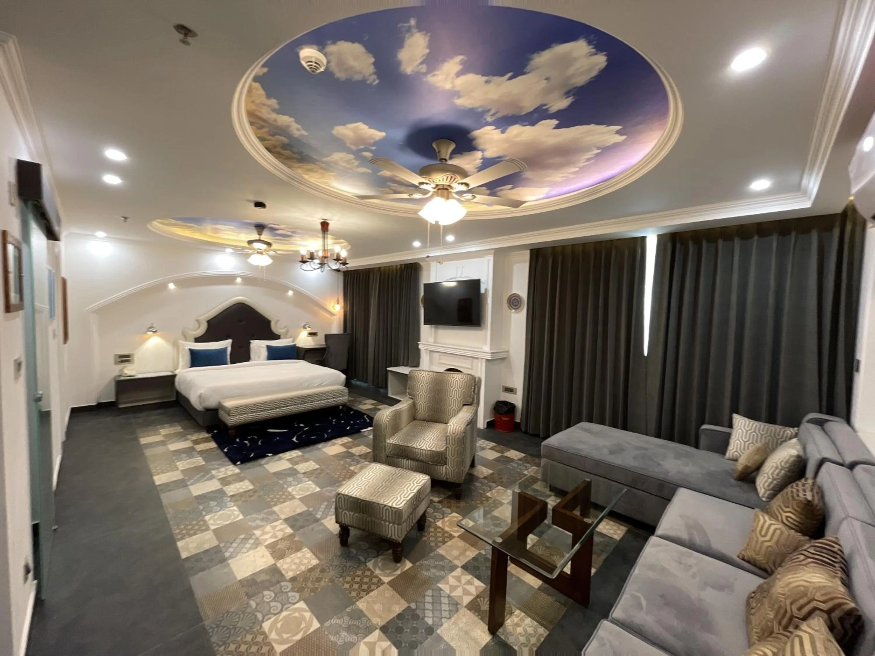 Bed in Sterling Marbella Dehradun