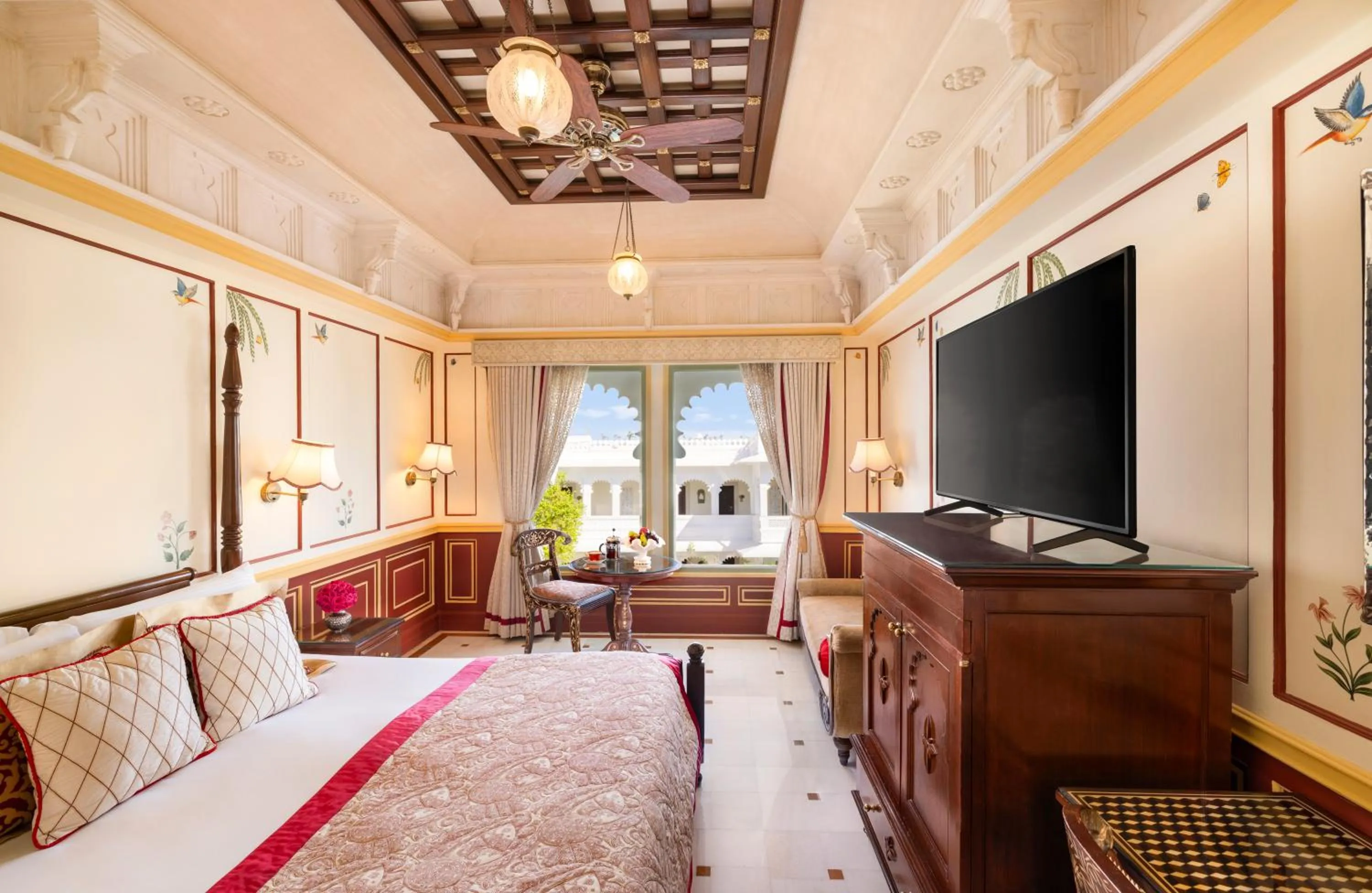 Bedroom, Bed in Taj Lake Palace Udaipur