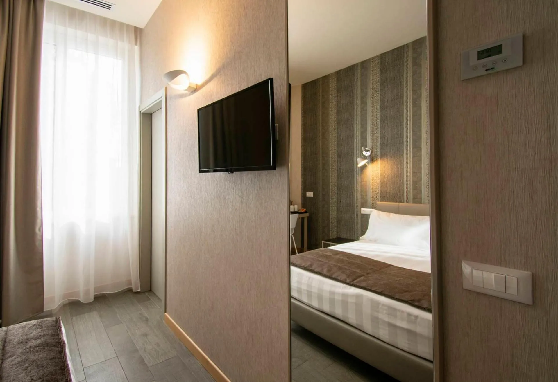 TV and multimedia, Bed in Hotel Medusa
