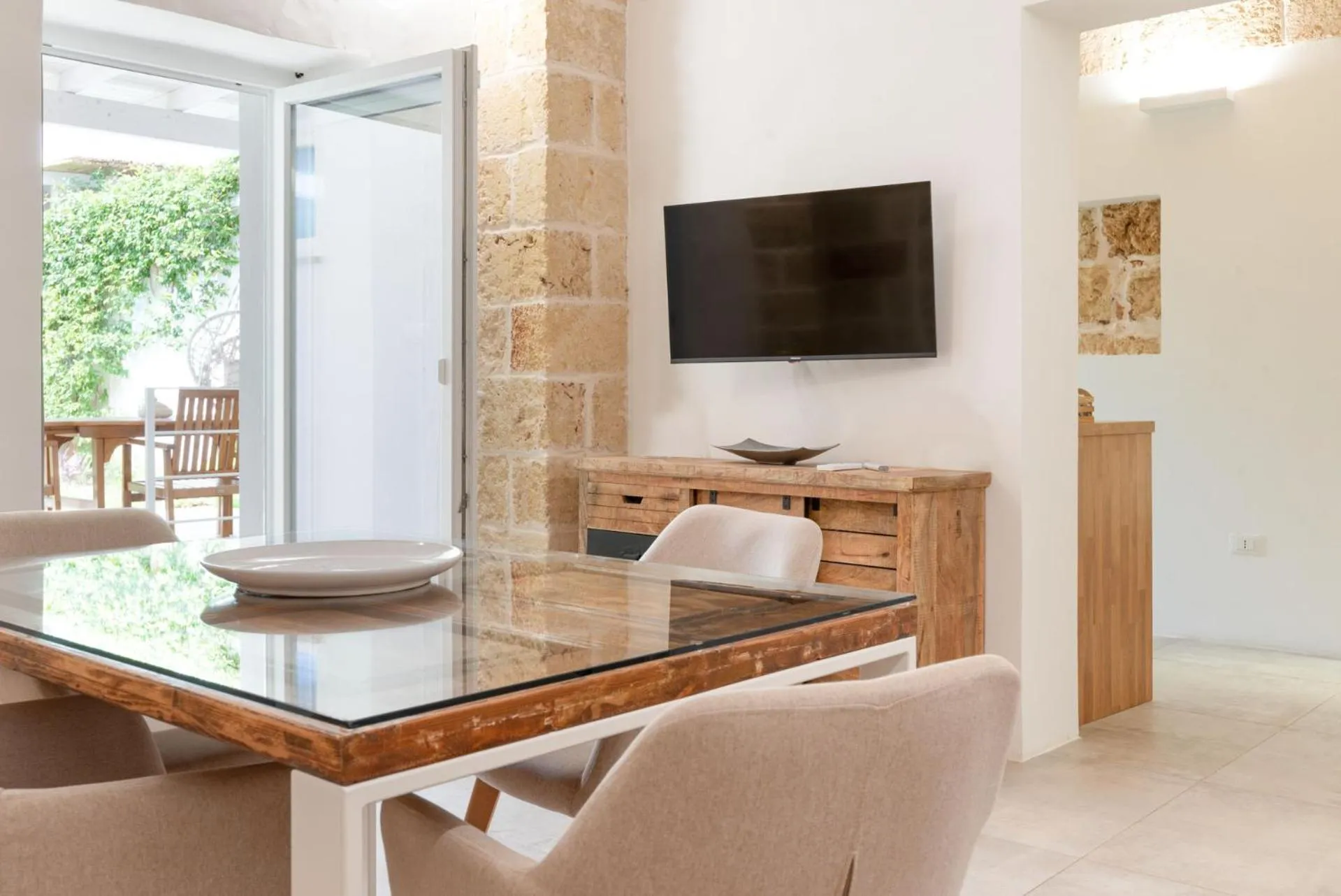 TV and multimedia in Don Fernando 1938